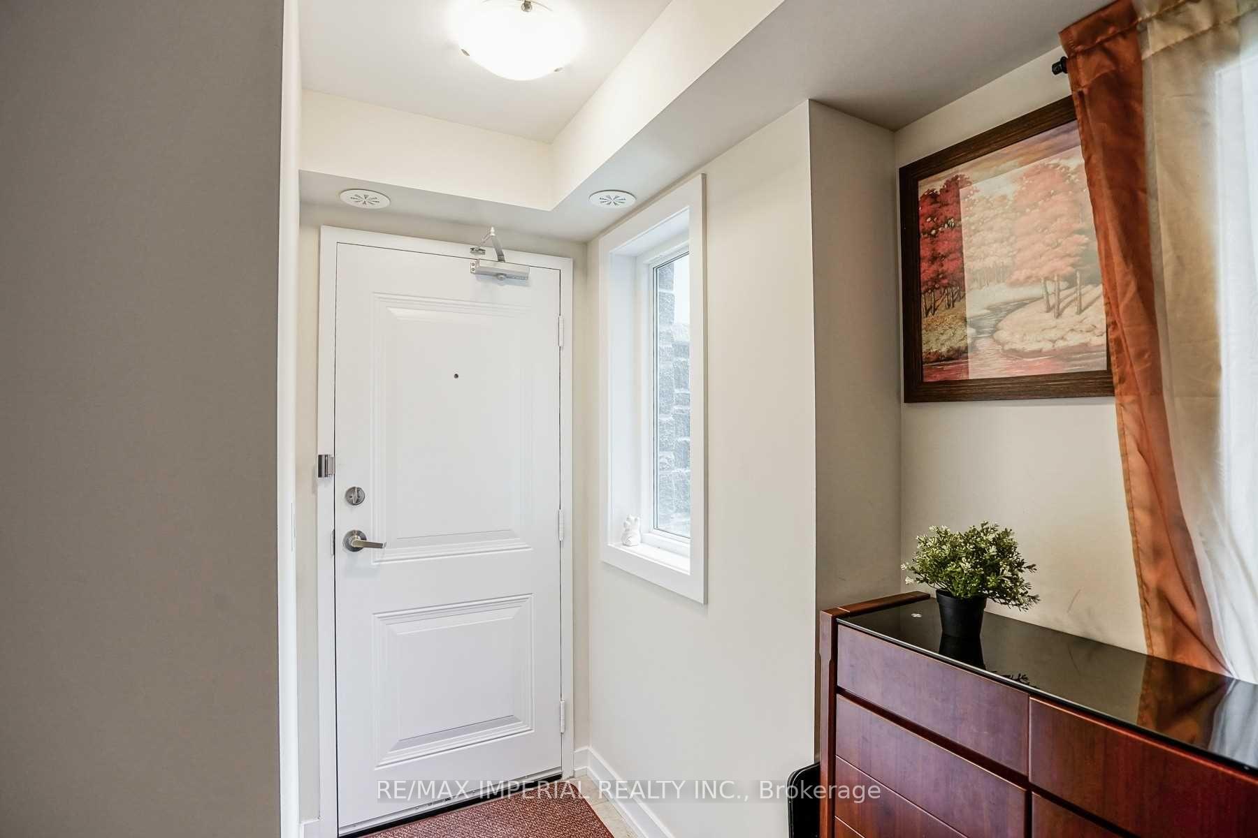 Photo 4 of Unit 2910, 15 Westmeath Lane, Markham, Cornell — HOMEH