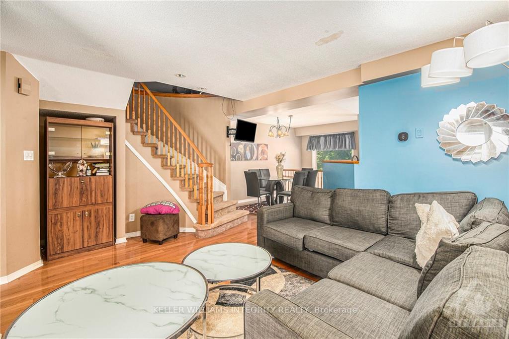 Photo 5 of 429 Wincanton Drive, Ottawa, Chatelaine Village — HOMEH