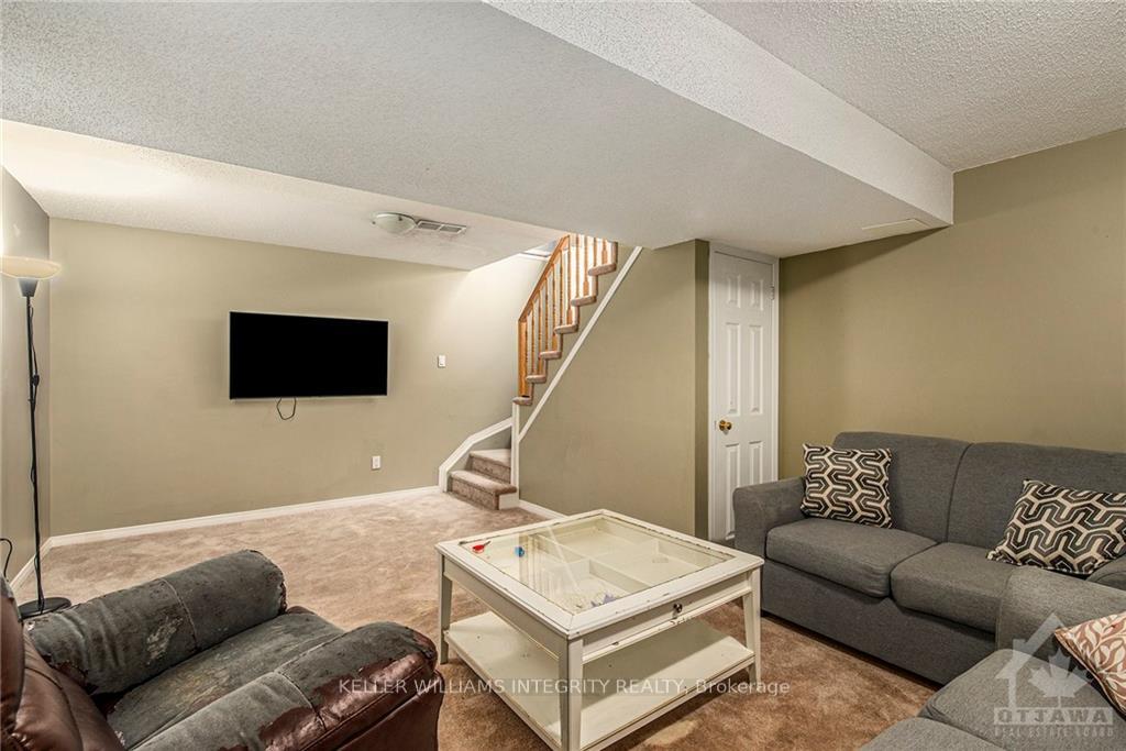 Photo 20 of 429 Wincanton Drive, Ottawa, Chatelaine Village — HOMEH