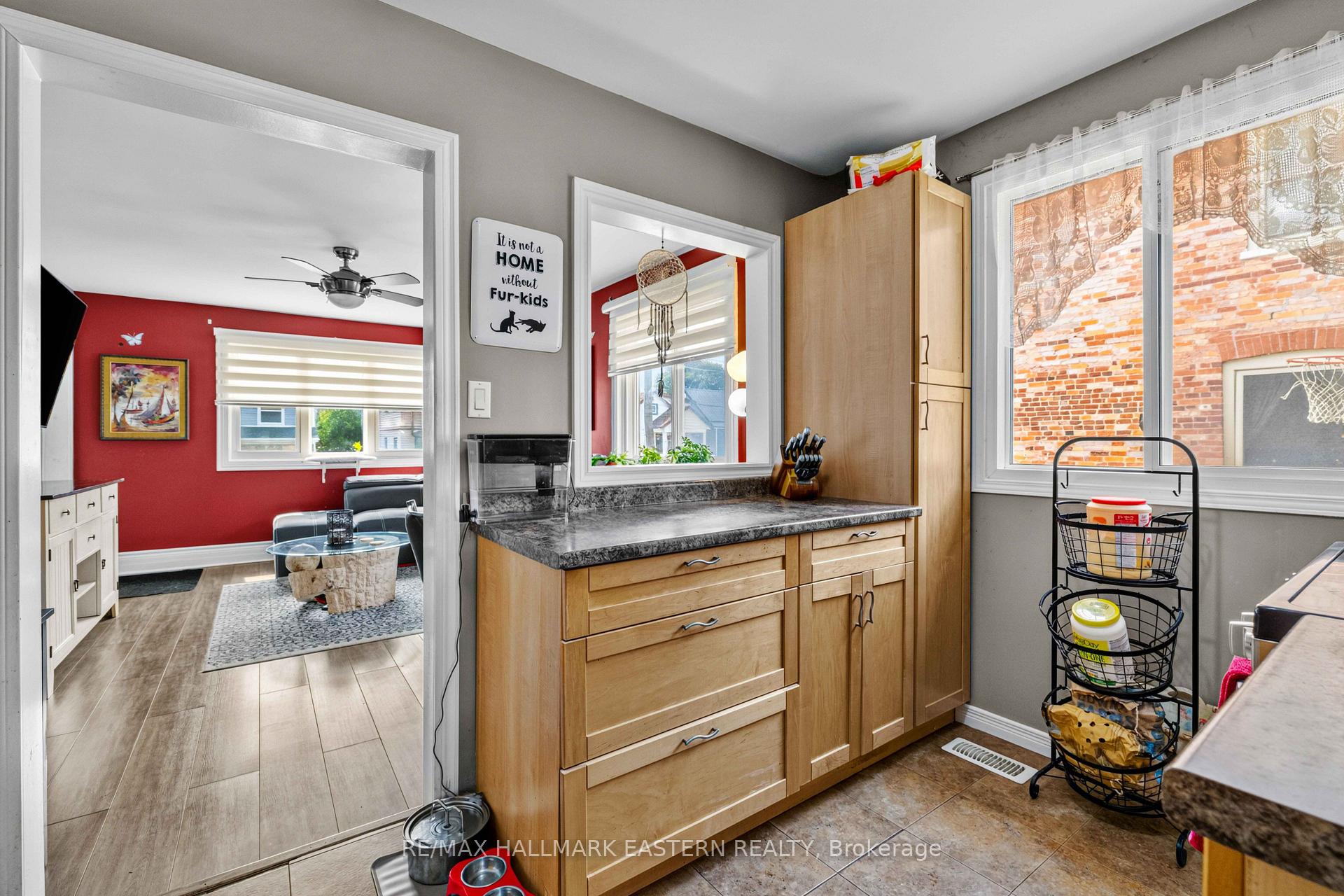Photo 11 of 420 Edison Avenue, Peterborough, Otonabee Ward 1 — HOMEH
