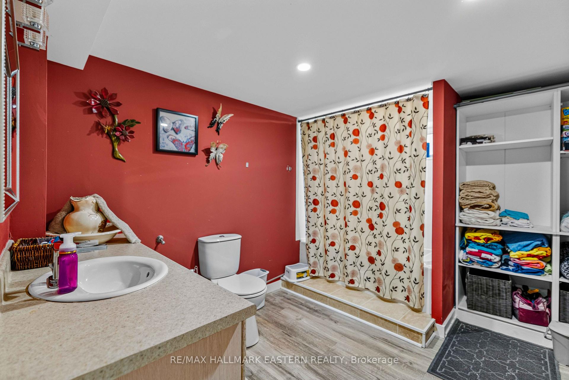 Photo 28 of 420 Edison Avenue, Peterborough, Otonabee Ward 1 — HOMEH