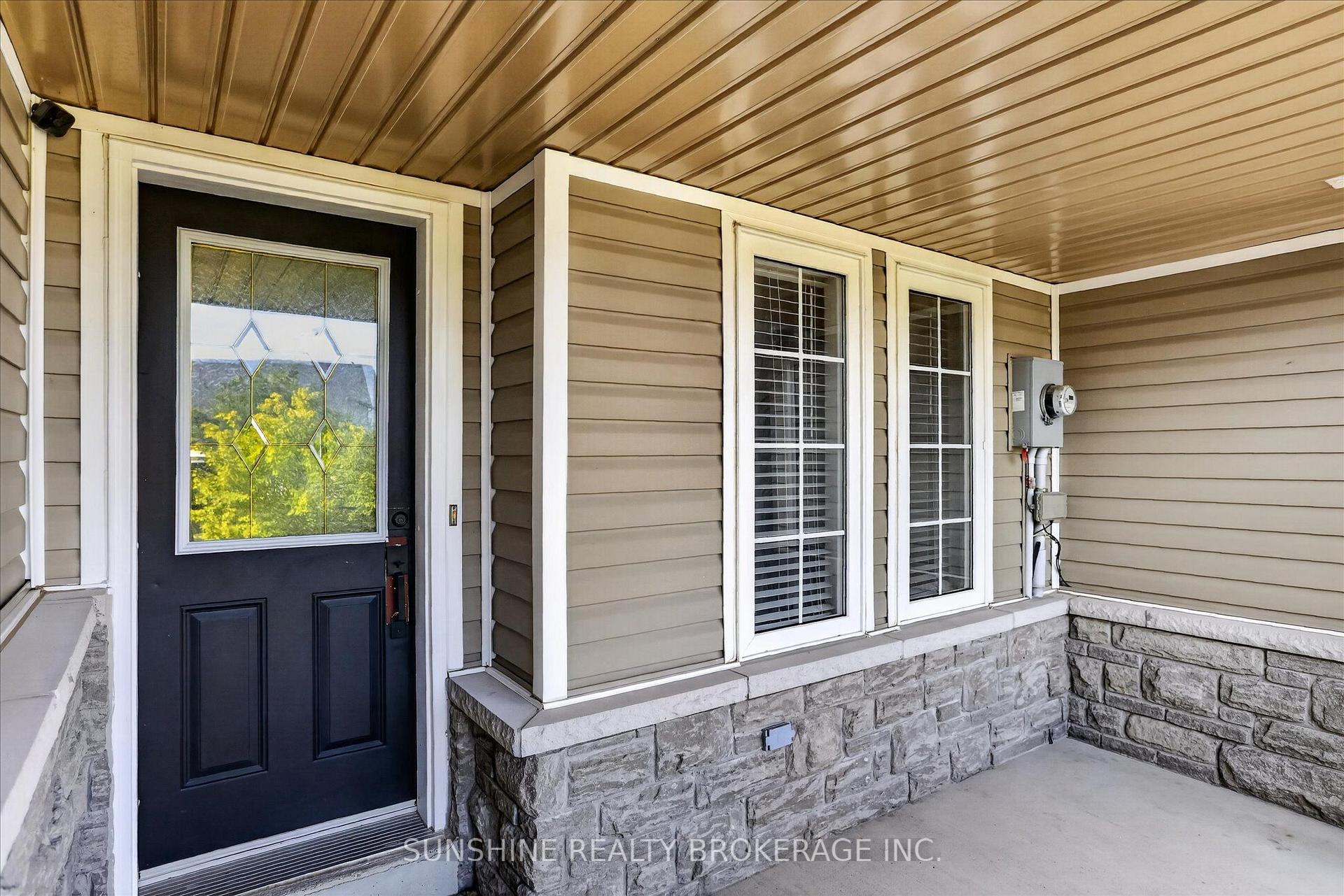 Photo 3 of 254 Tobin Court, Peterborough, Northcrest Ward 5 — HOMEH
