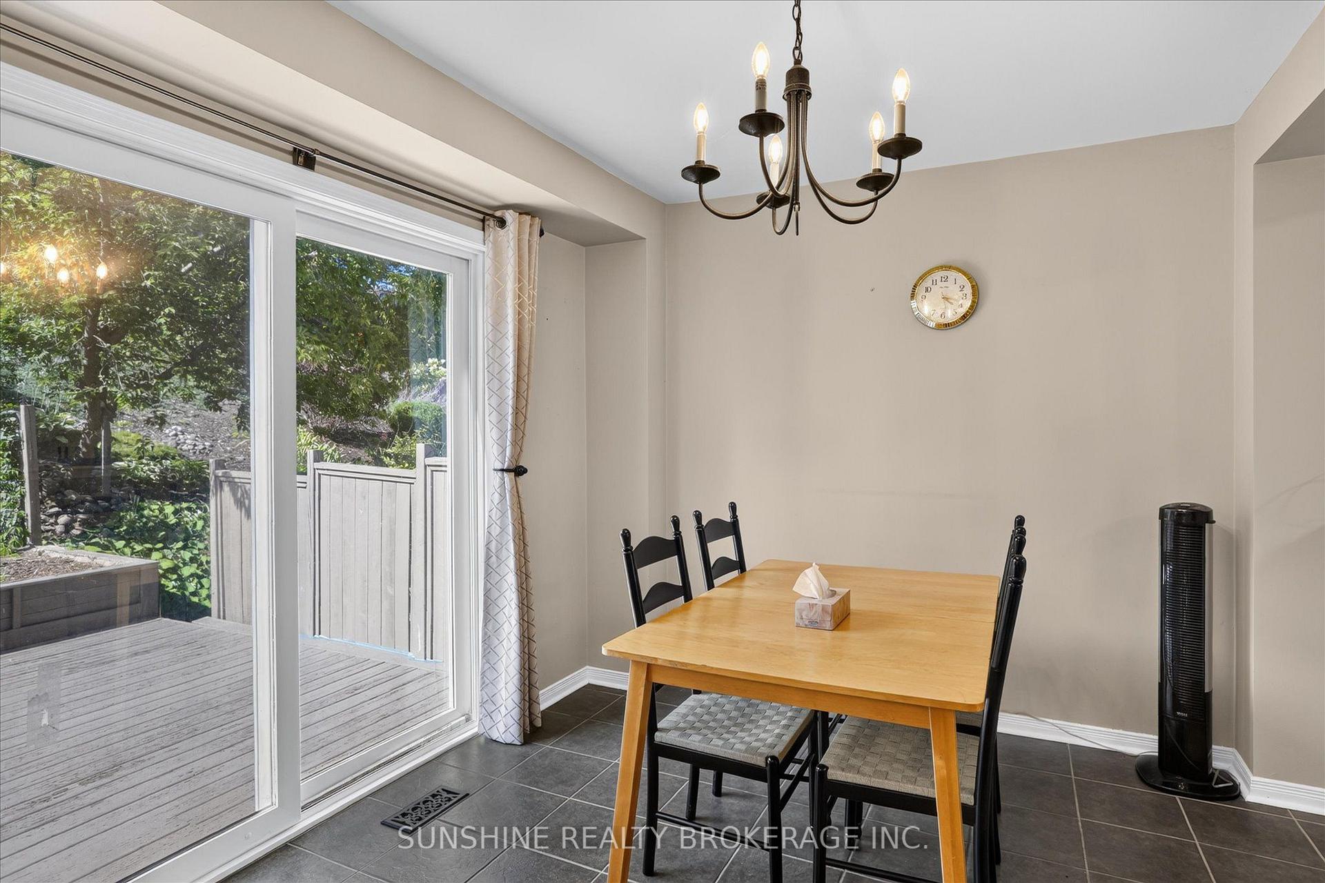 Photo 9 of 254 Tobin Court, Peterborough, Northcrest Ward 5 — HOMEH