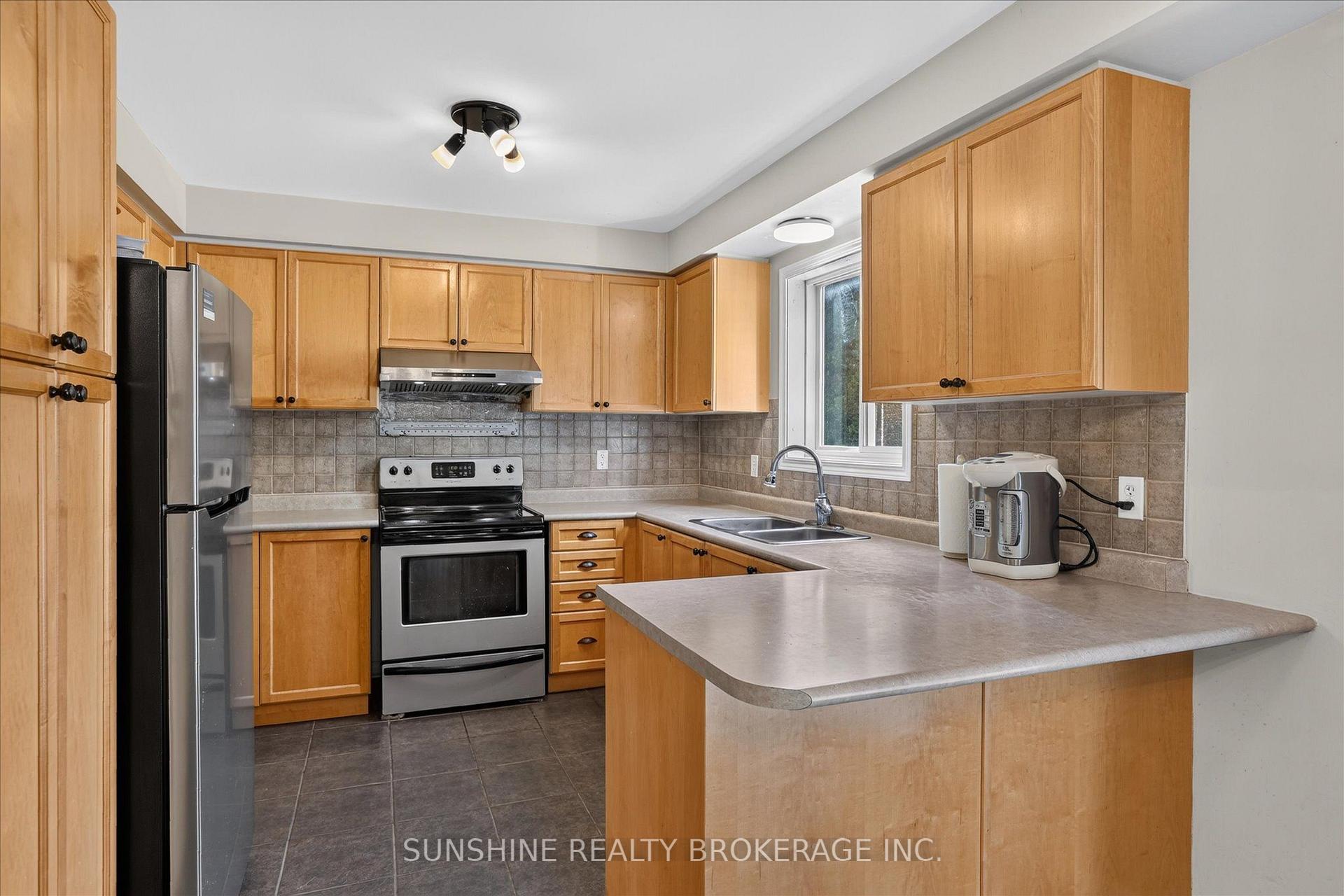 Photo 12 of 254 Tobin Court, Peterborough, Northcrest Ward 5 — HOMEH