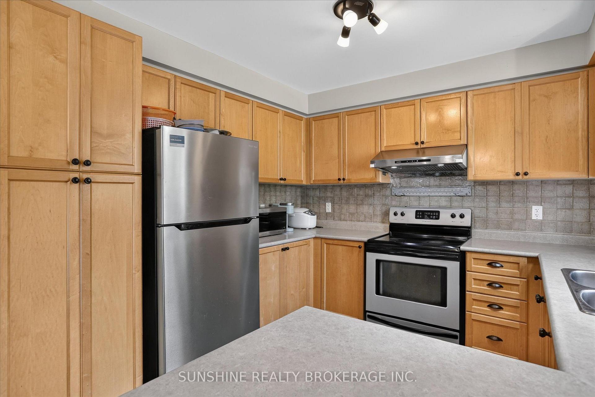 Photo 17 of 254 Tobin Court, Peterborough, Northcrest Ward 5 — HOMEH