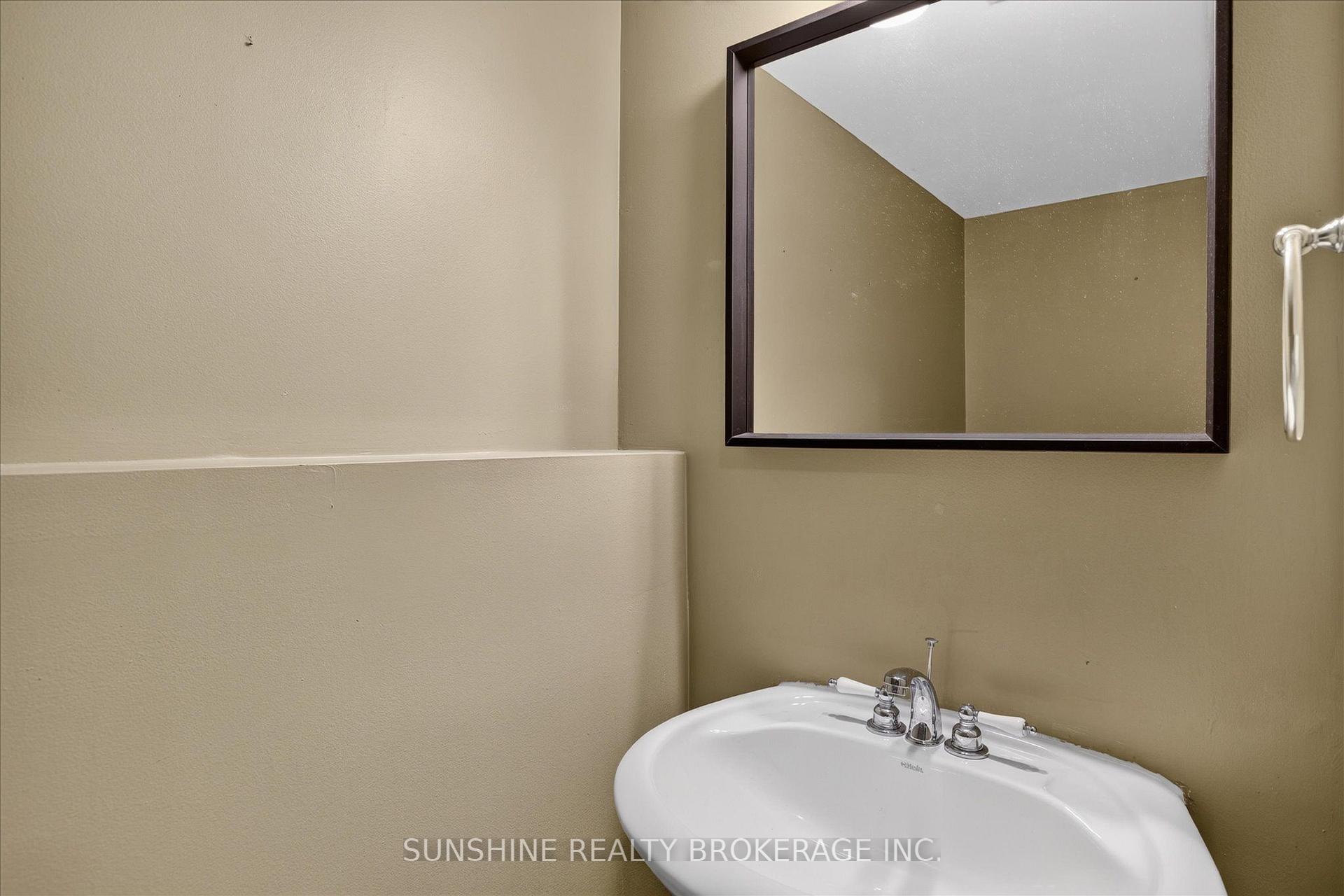 Photo 27 of 254 Tobin Court, Peterborough, Northcrest Ward 5 — HOMEH