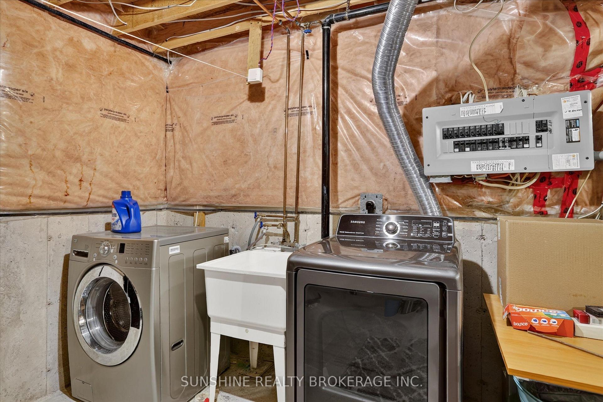 Photo 28 of 254 Tobin Court, Peterborough, Northcrest Ward 5 — HOMEH