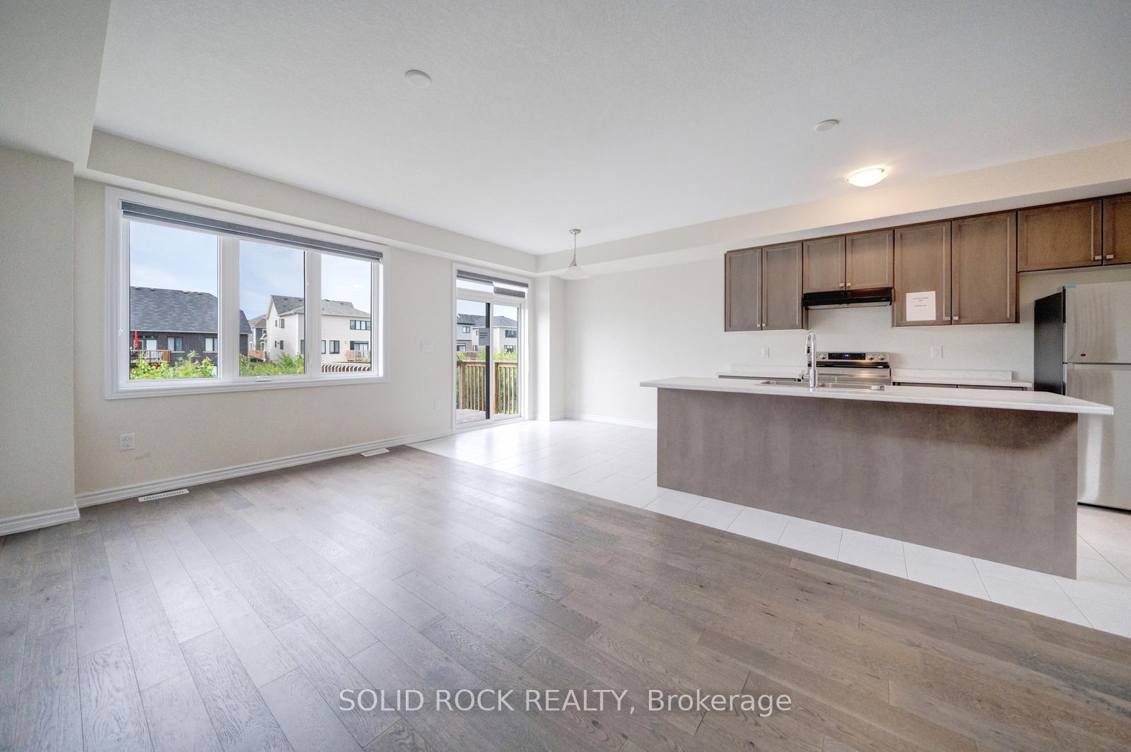 Photo 13 of 305 Vanilla Trail, Thorold, Rolling Meadows — HOMEH