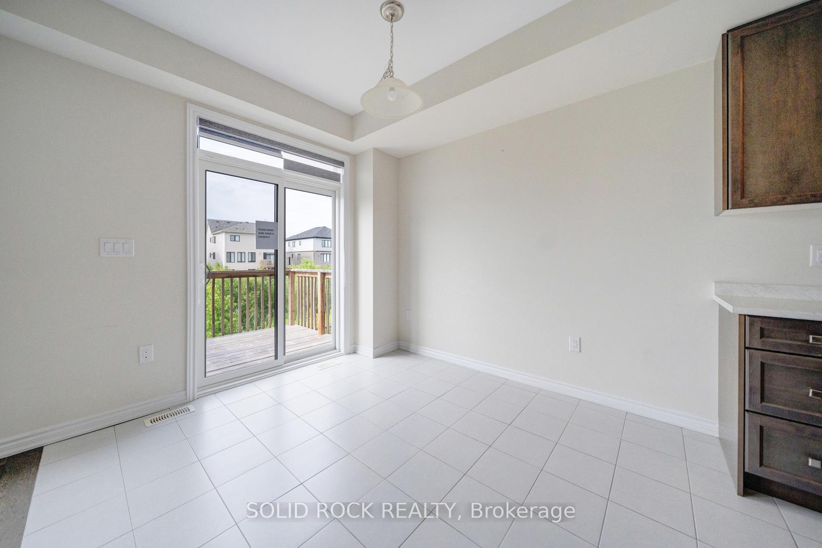 Photo 14 of 305 Vanilla Trail, Thorold, Rolling Meadows — HOMEH