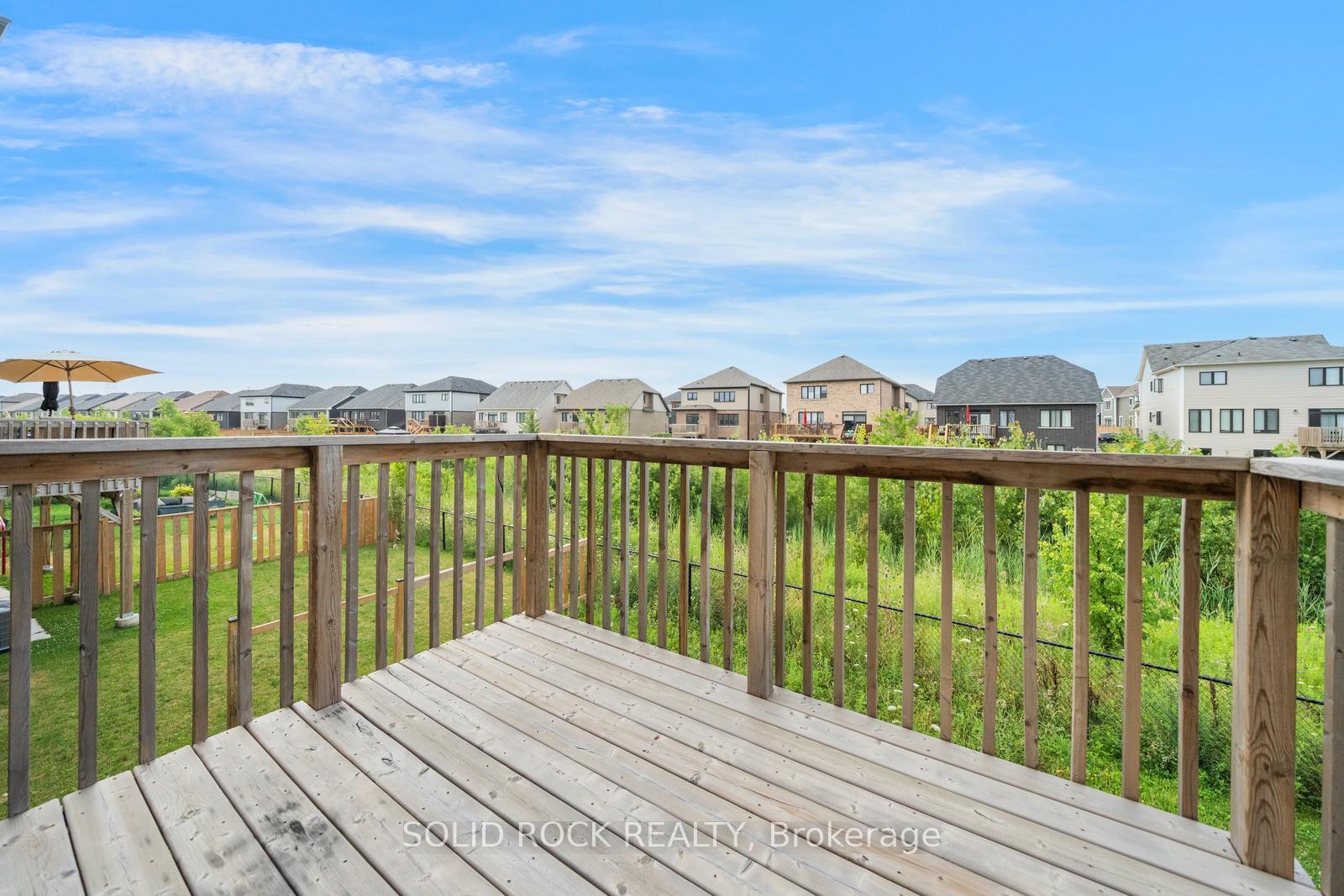 Photo 16 of 305 Vanilla Trail, Thorold, Rolling Meadows — HOMEH