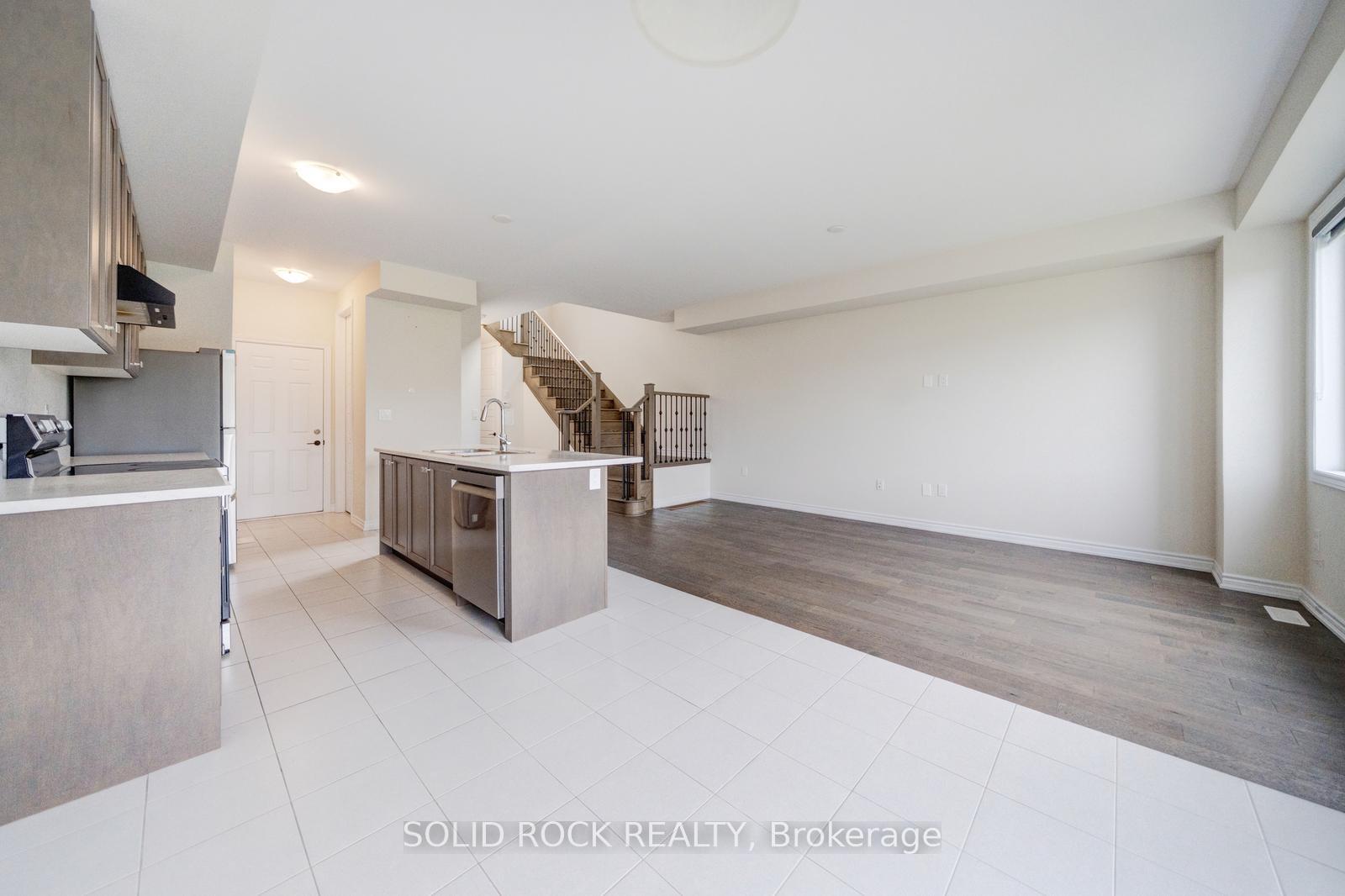 Photo 18 of 305 Vanilla Trail, Thorold, Rolling Meadows — HOMEH