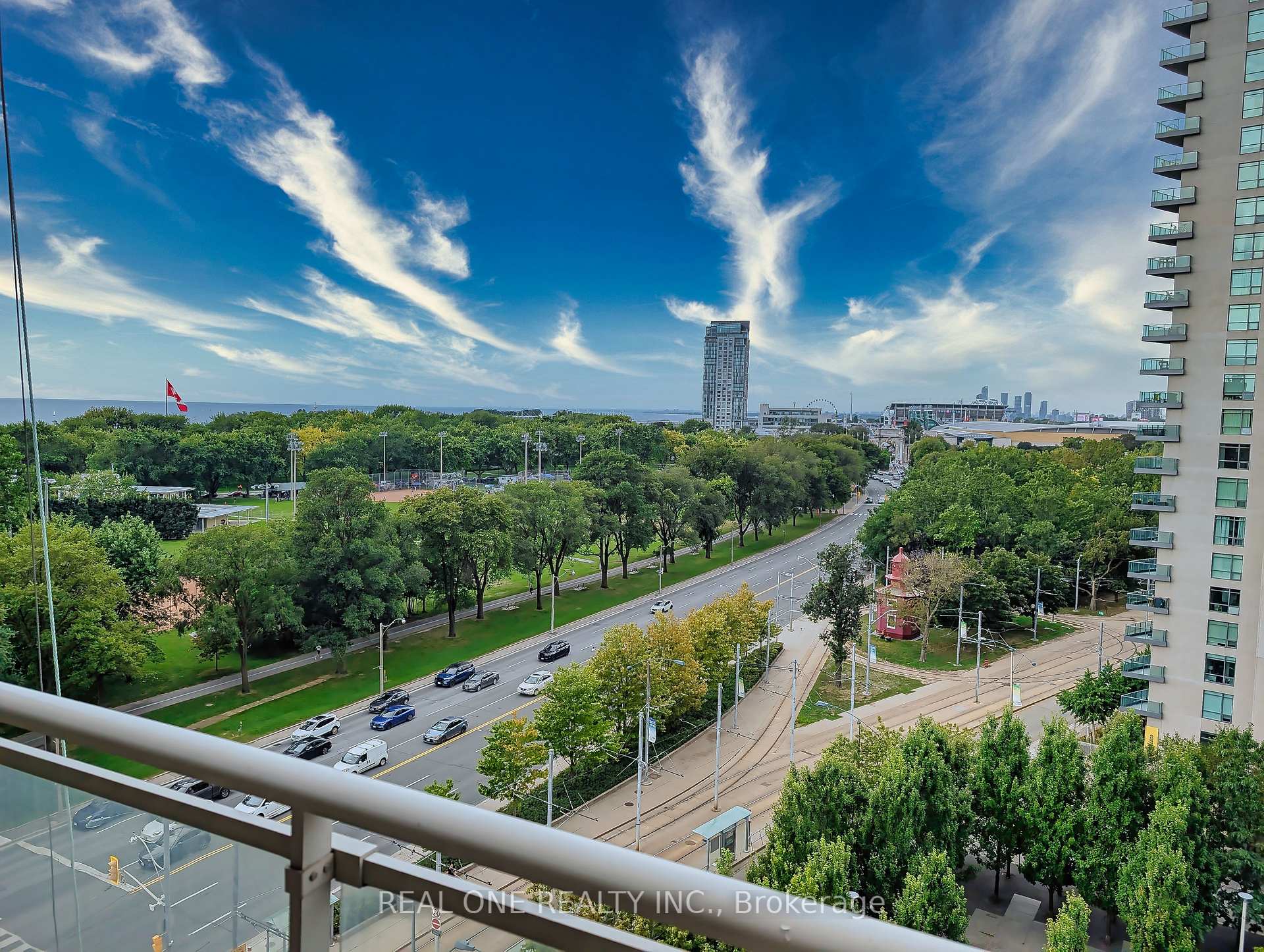 Photo 1 of Unit 1015, 628 Fleet Street, Toronto, Niagara — HOMEH
