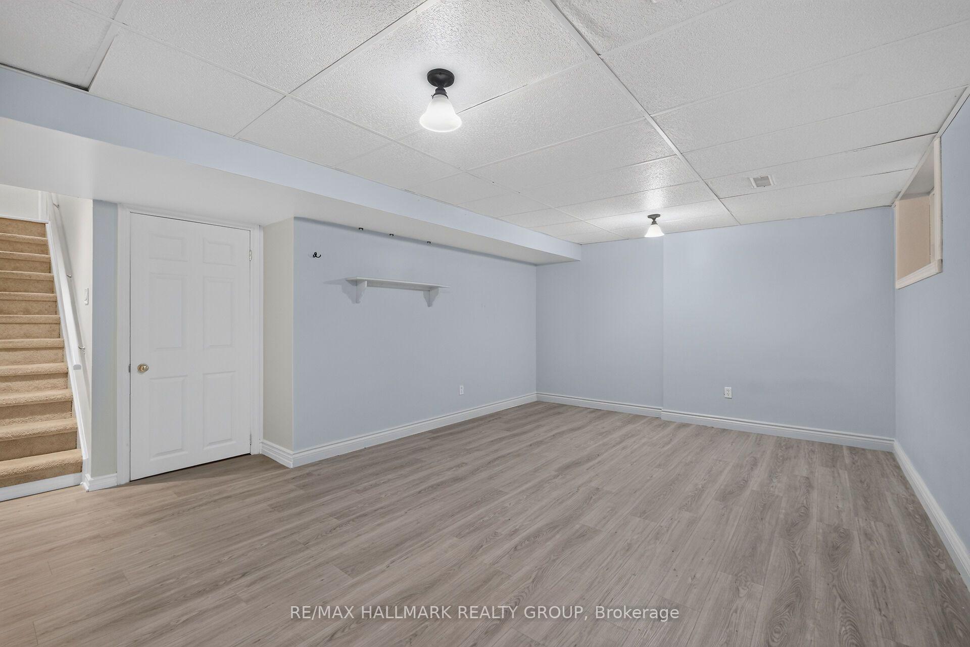 Photo 28 of 24 Gray Crescent, Ottawa, Kanata - Beaverbrook — HOMEH