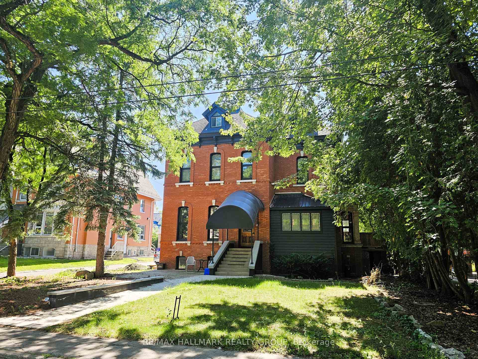 Photo 1 of 460 Wilbrod Street, Ottawa, Sandy Hill — HOMEH