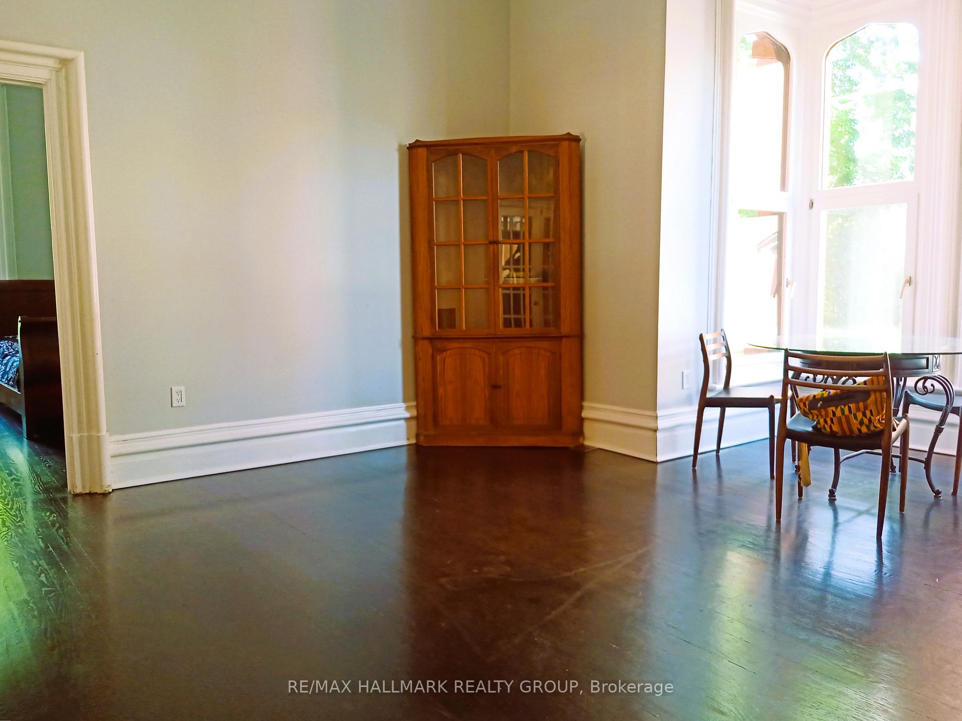 Photo 9 of 460 Wilbrod Street, Ottawa, Sandy Hill — HOMEH