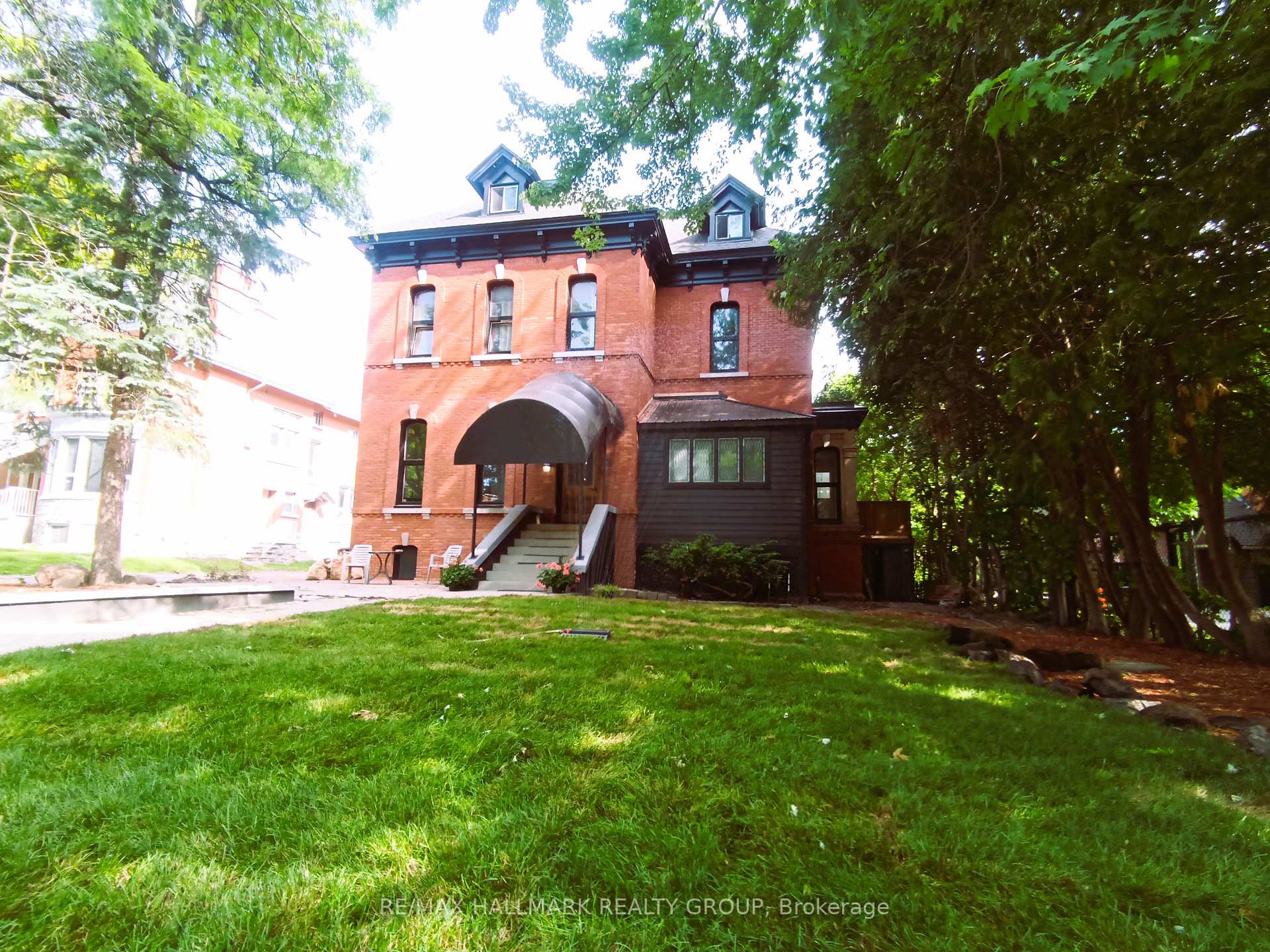 Photo 45 of 460 Wilbrod Street, Ottawa, Sandy Hill — HOMEH