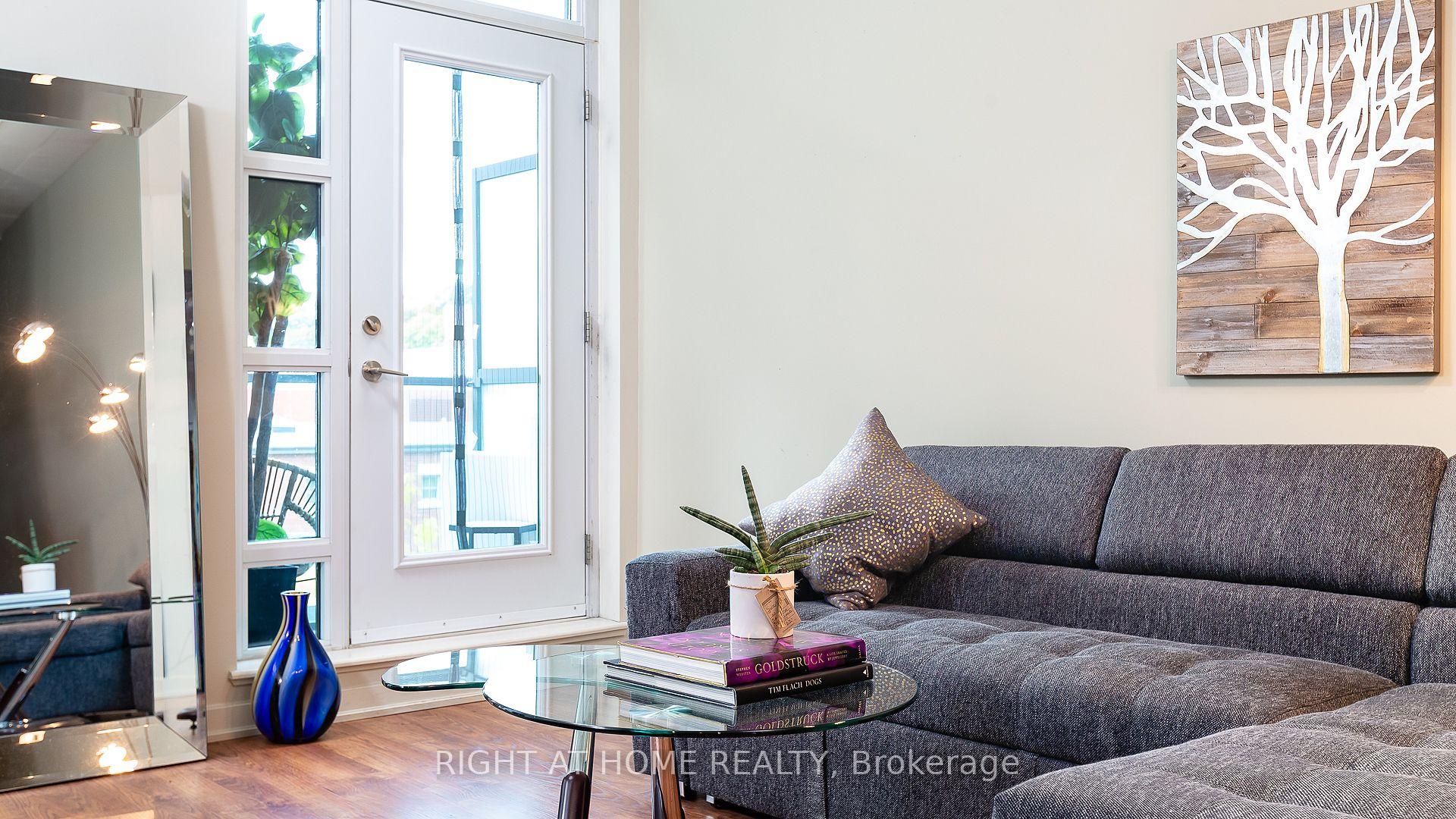 Photo 5 of Unit 314, 380 Macpherson Avenue, Toronto, Casa Loma — HOMEH