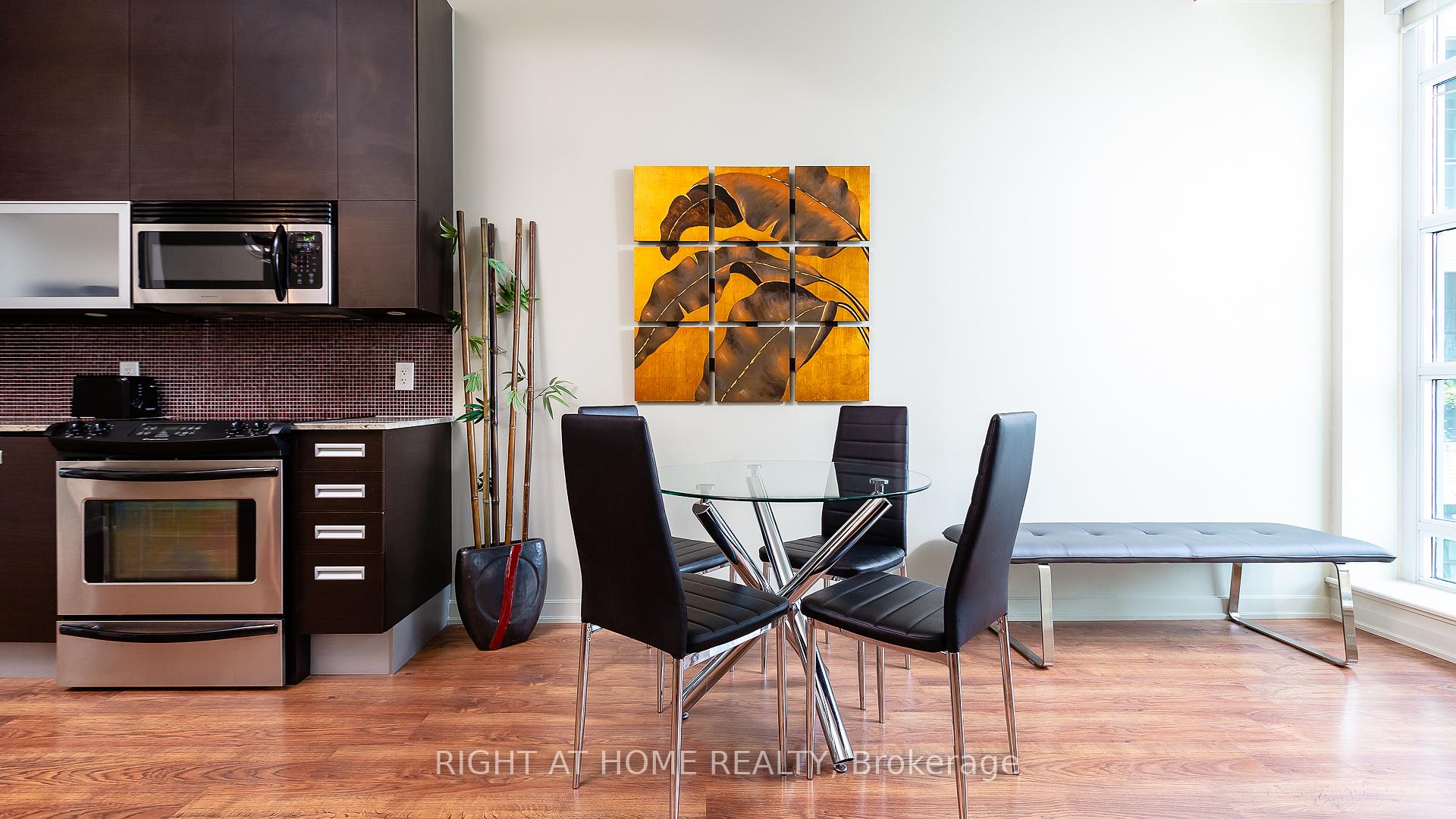 Photo 9 of Unit 314, 380 Macpherson Avenue, Toronto, Casa Loma — HOMEH