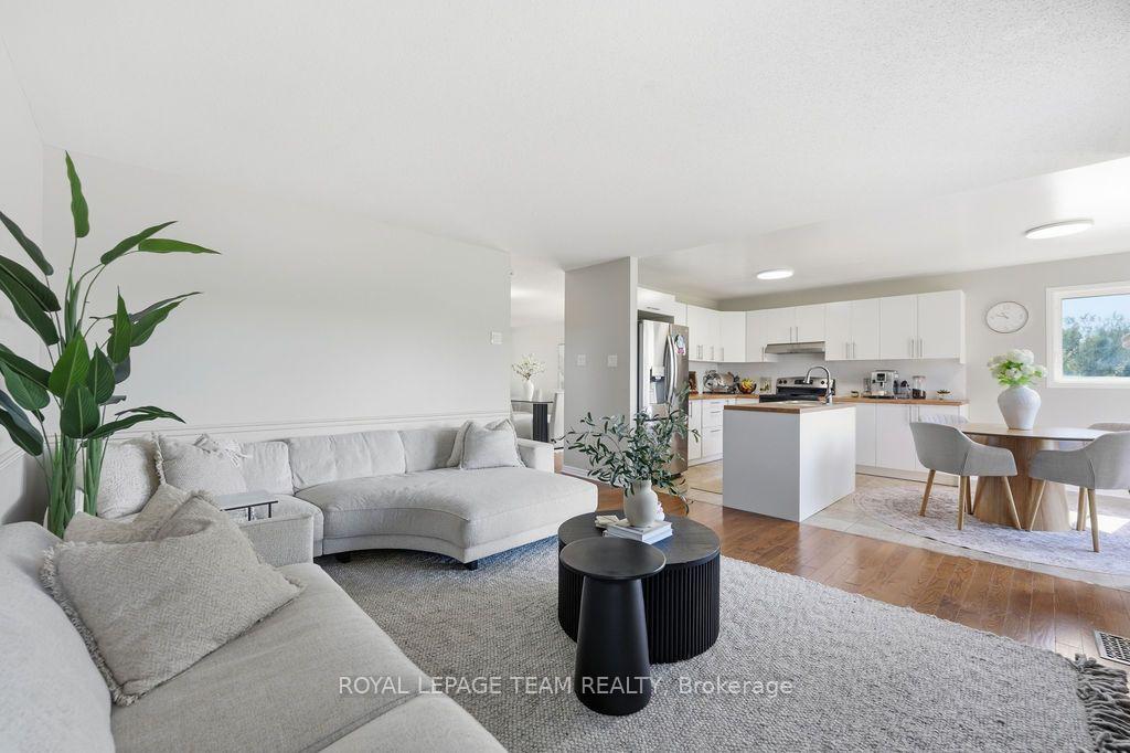 Photo 13 of 195 Harbour View Street, Ottawa, Barrhaven - Strandherd — HOMEH