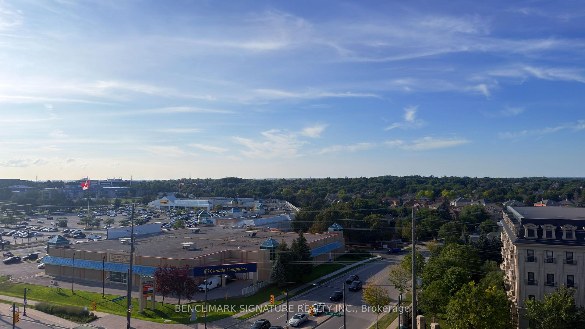 Photo 8 of Unit 908, 38 Water Walk Drive, Markham, Unionville — HOMEH