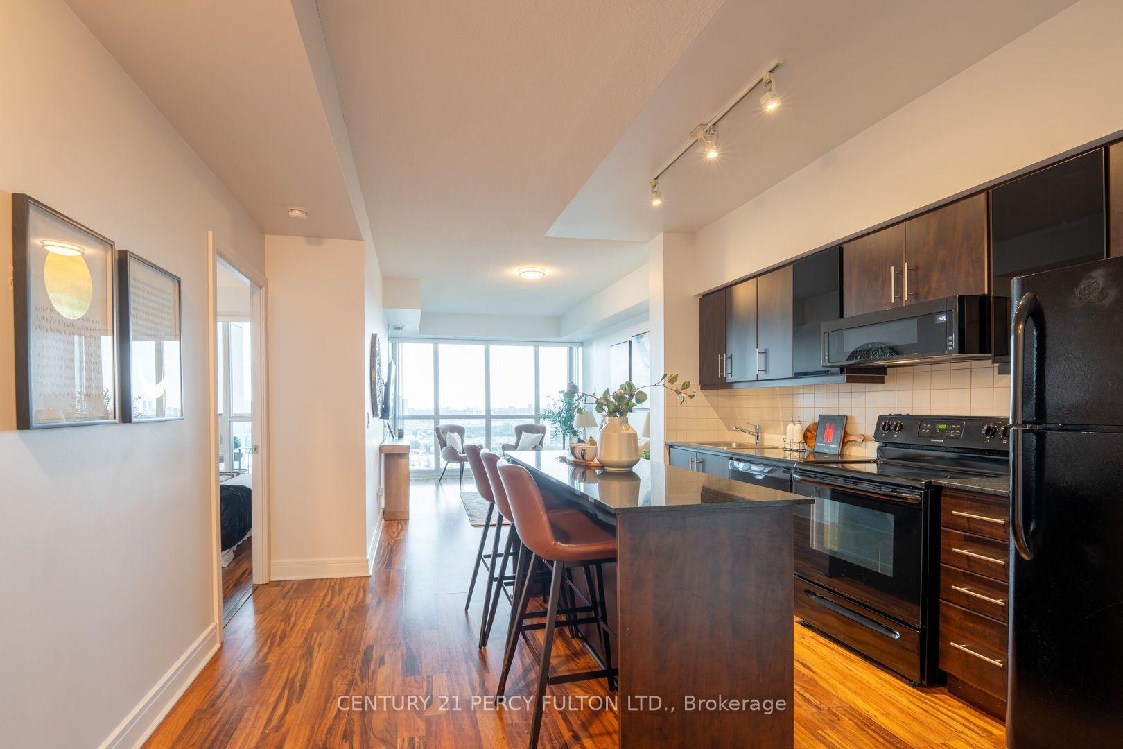 Photo 13 of Unit 1510, 35 Brian Peck Crescent, Toronto, Thorncliffe Park — HOMEH
