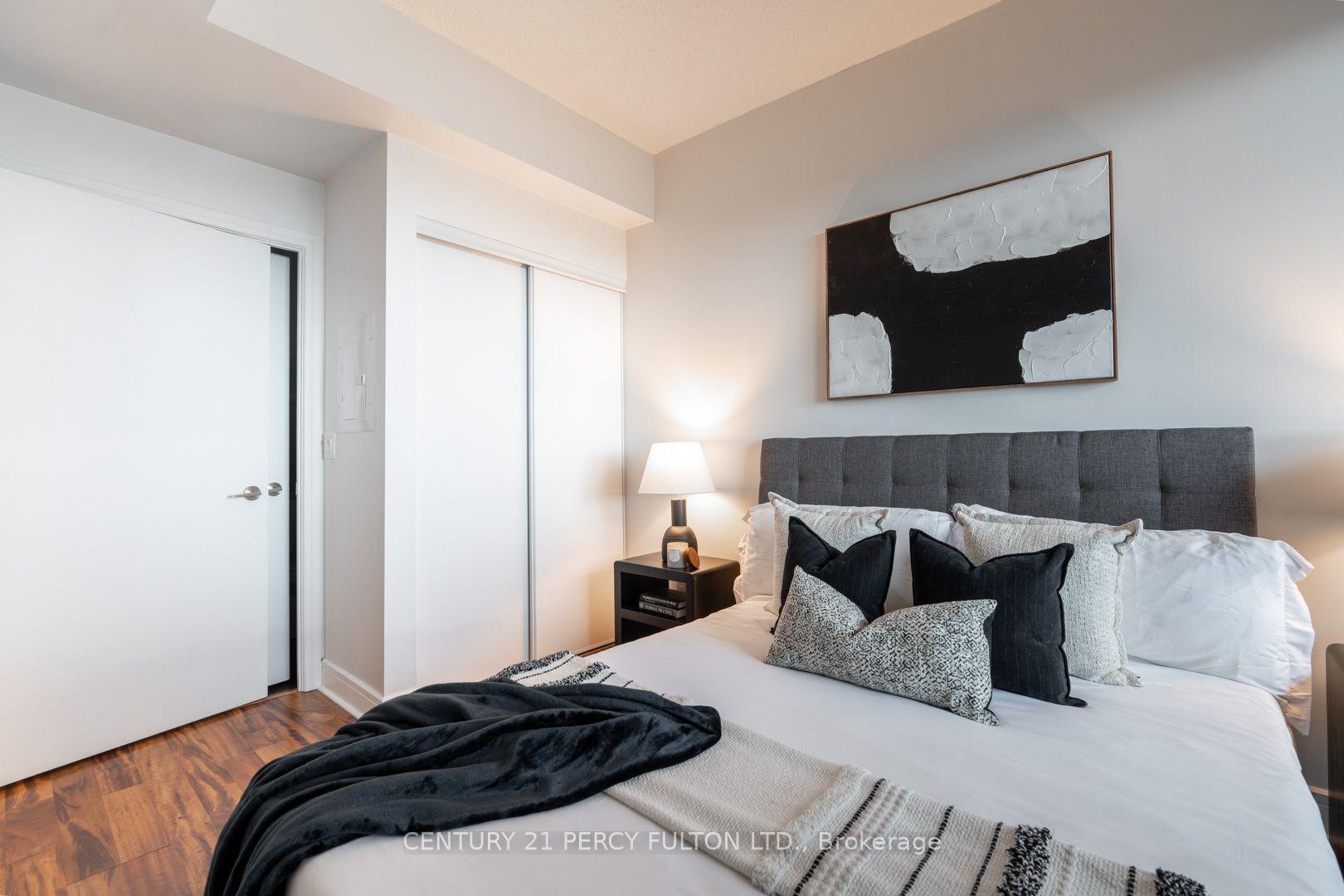 Photo 20 of Unit 1510, 35 Brian Peck Crescent, Toronto, Thorncliffe Park — HOMEH