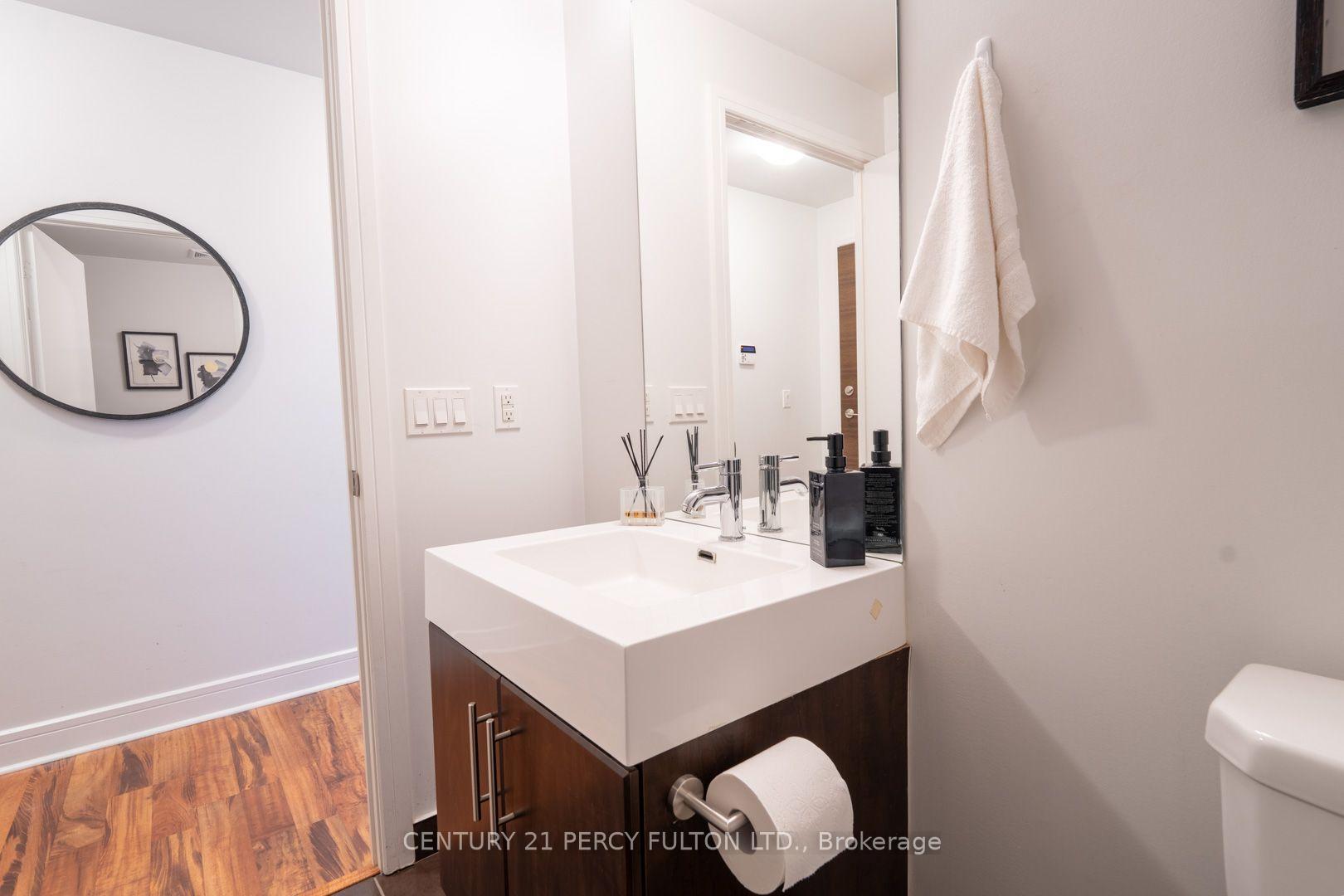 Photo 32 of Unit 1510, 35 Brian Peck Crescent, Toronto, Thorncliffe Park — HOMEH