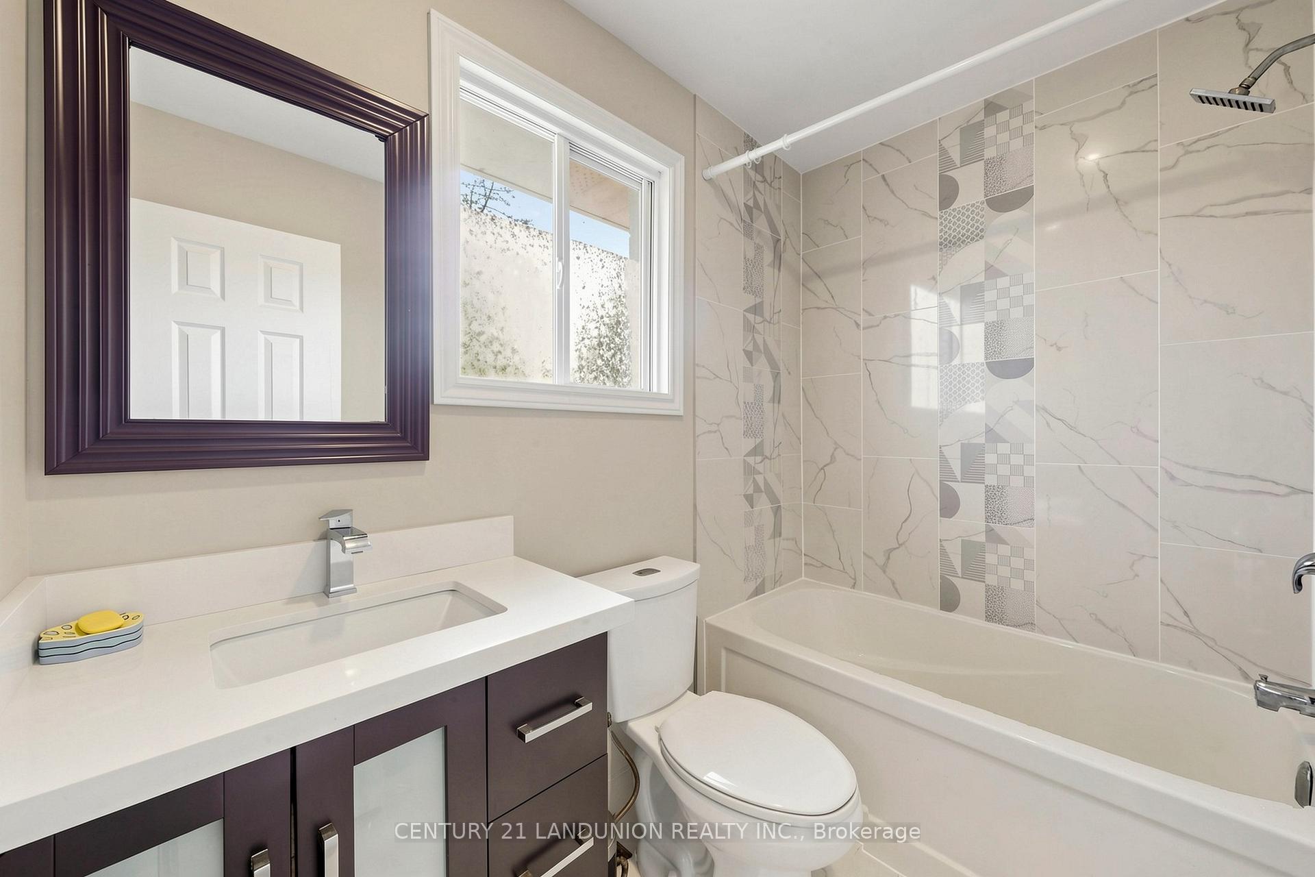 Photo 21 of 329 Atha Avenue, Richmond Hill, Harding — HOMEH