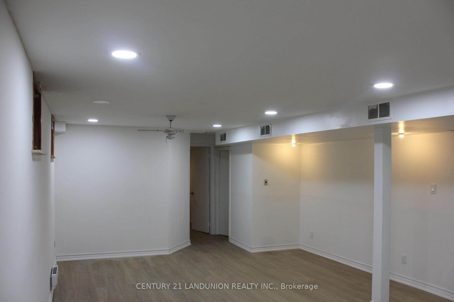 Photo 24 of 329 Atha Avenue, Richmond Hill, Harding — HOMEH