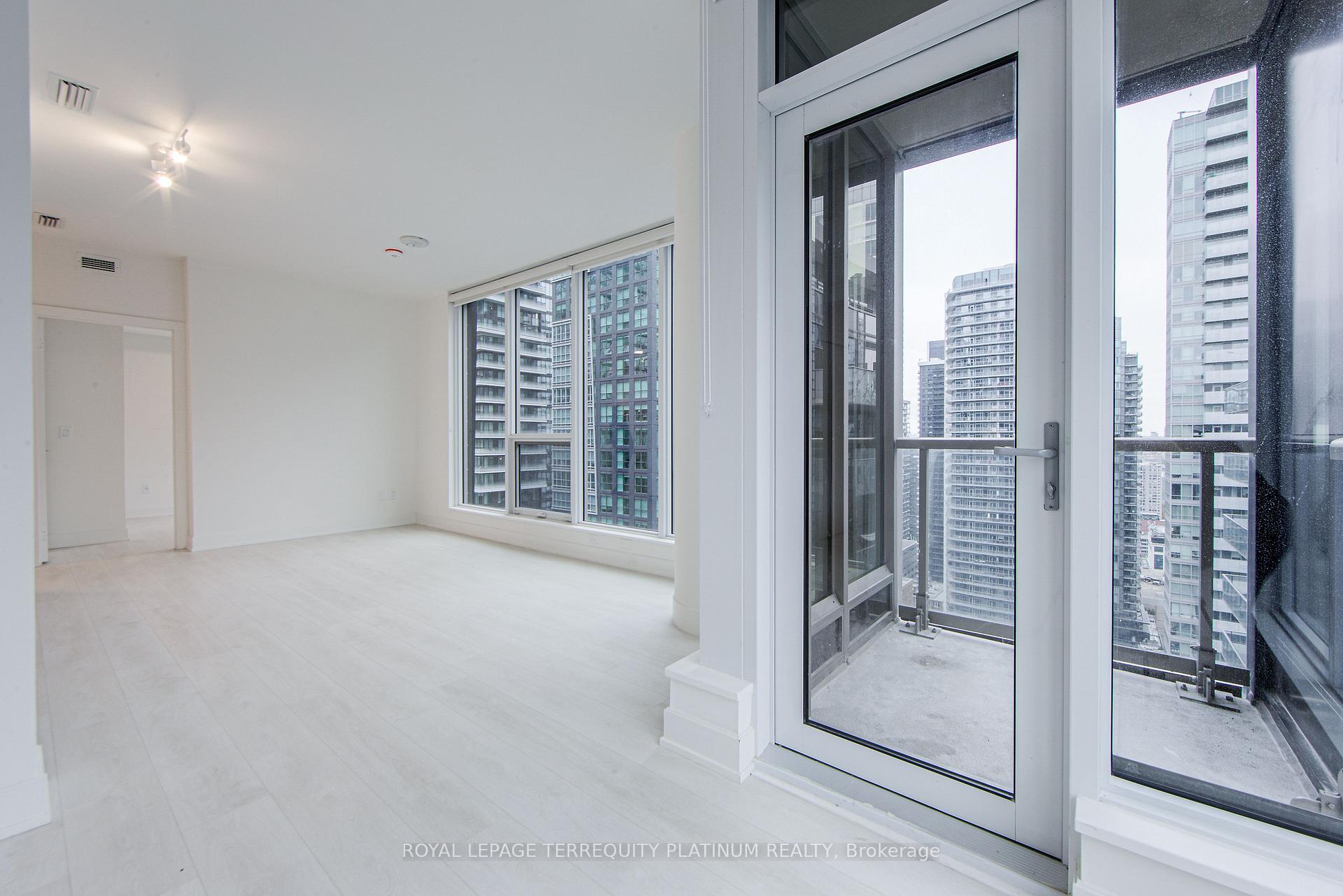 Photo 18 of Unit 2906, 15 Mercer Street, Toronto, Waterfront Communities — HOMEH
