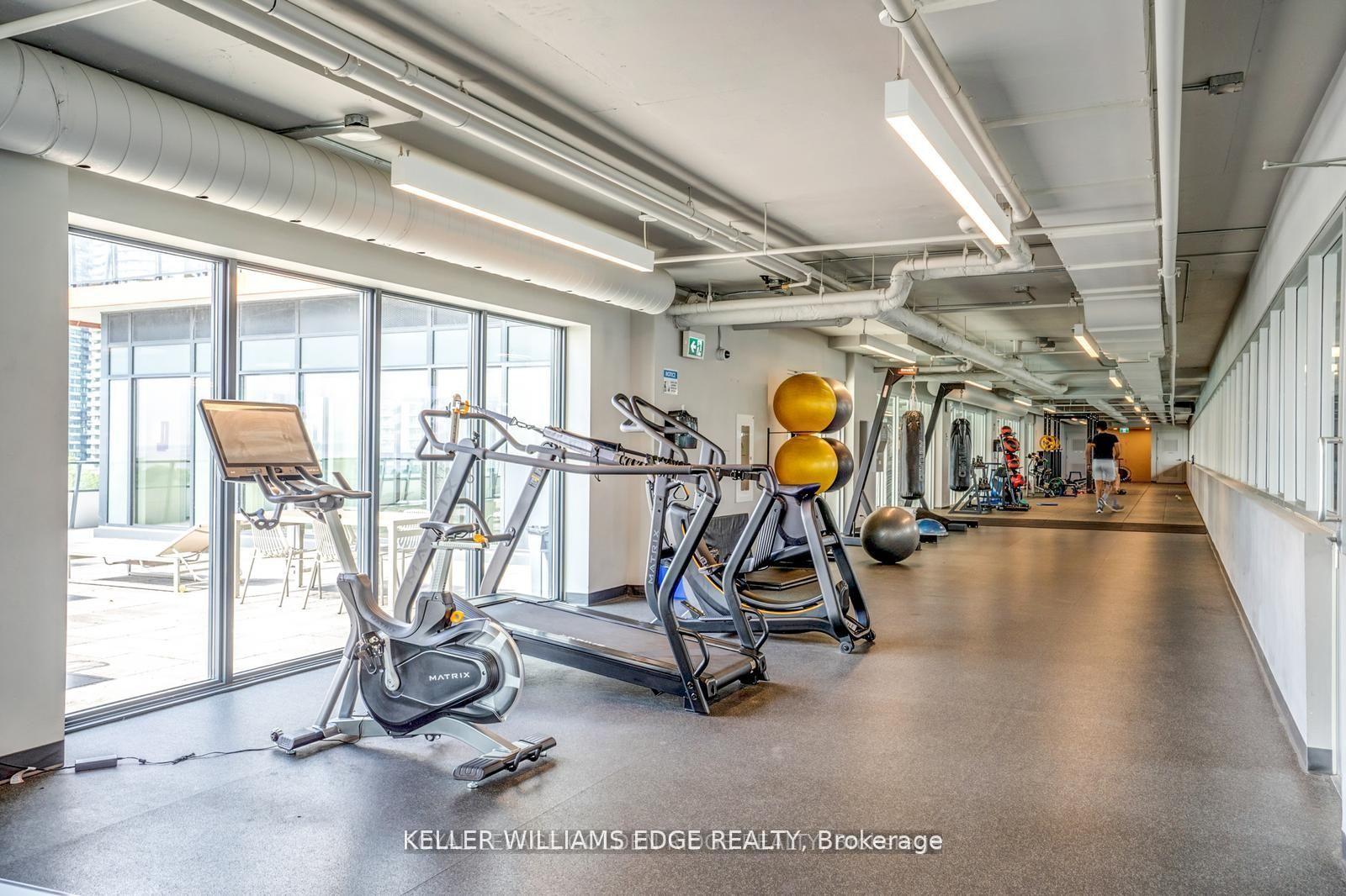 Photo 3 of Unit 701, 20 Shore Breeze Drive, Etobicoke, Mimico — HOMEH