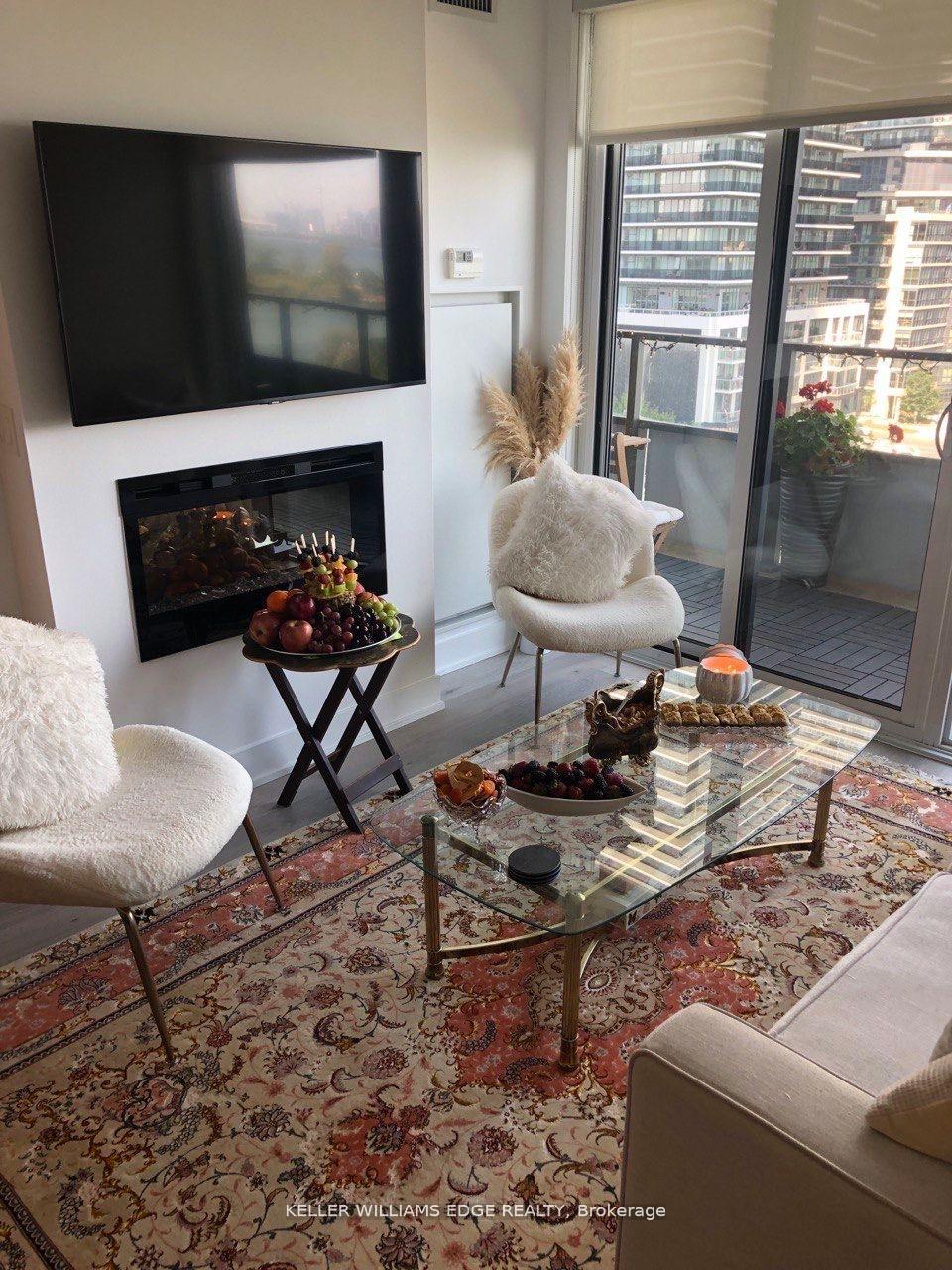 Photo 8 of Unit 701, 20 Shore Breeze Drive, Etobicoke, Mimico — HOMEH