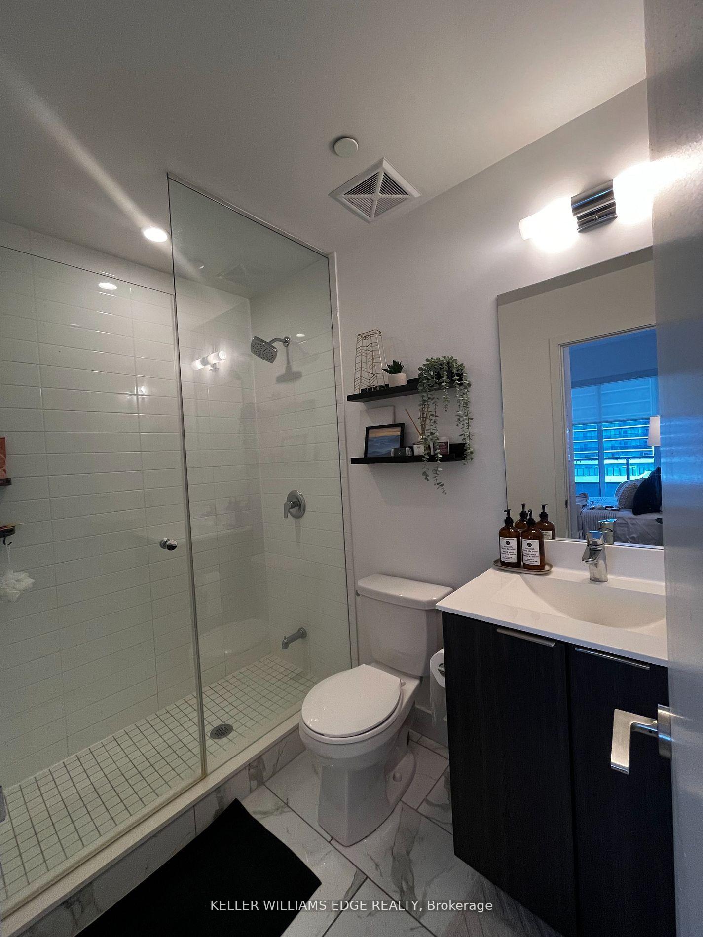 Photo 13 of Unit 701, 20 Shore Breeze Drive, Etobicoke, Mimico — HOMEH