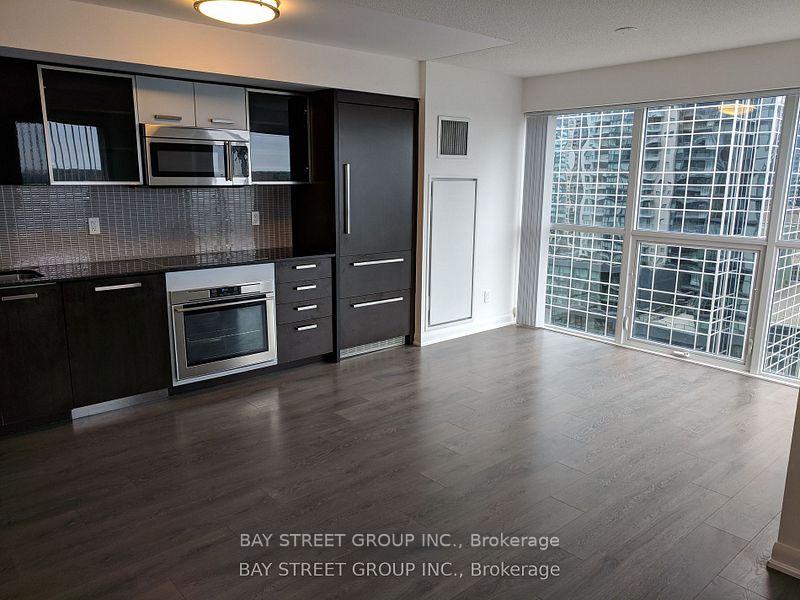Front of Unit 1112, 5162 Yonge Street