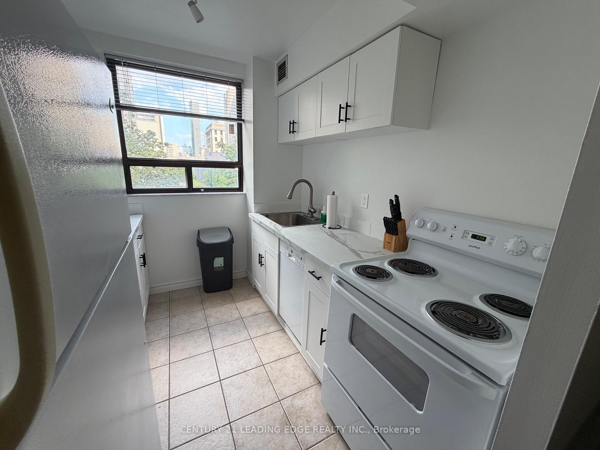 Photo 4 of Unit 463, 49 Mccaul Street, Toronto, Kensington-Chinatown — HOMEH