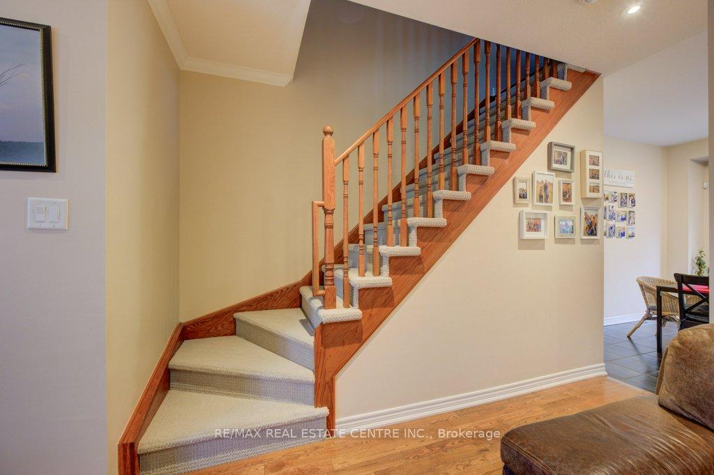 Photo 13 of 28 Glendarling Crescent, Hamilton, Winona Park — HOMEH