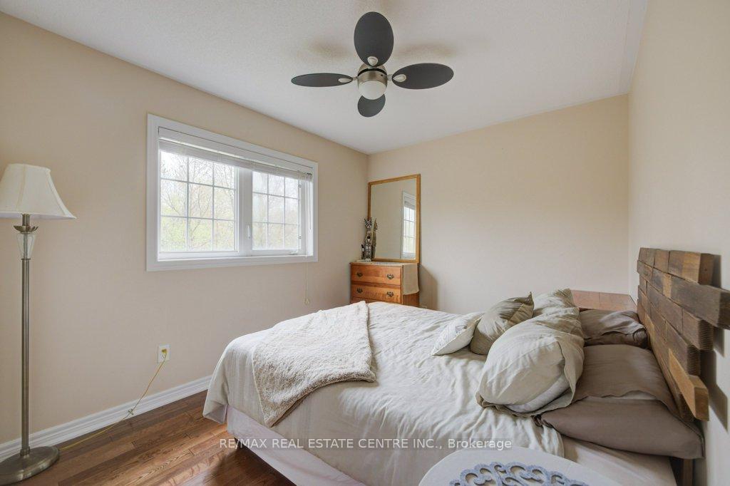 Photo 14 of 28 Glendarling Crescent, Hamilton, Winona Park — HOMEH