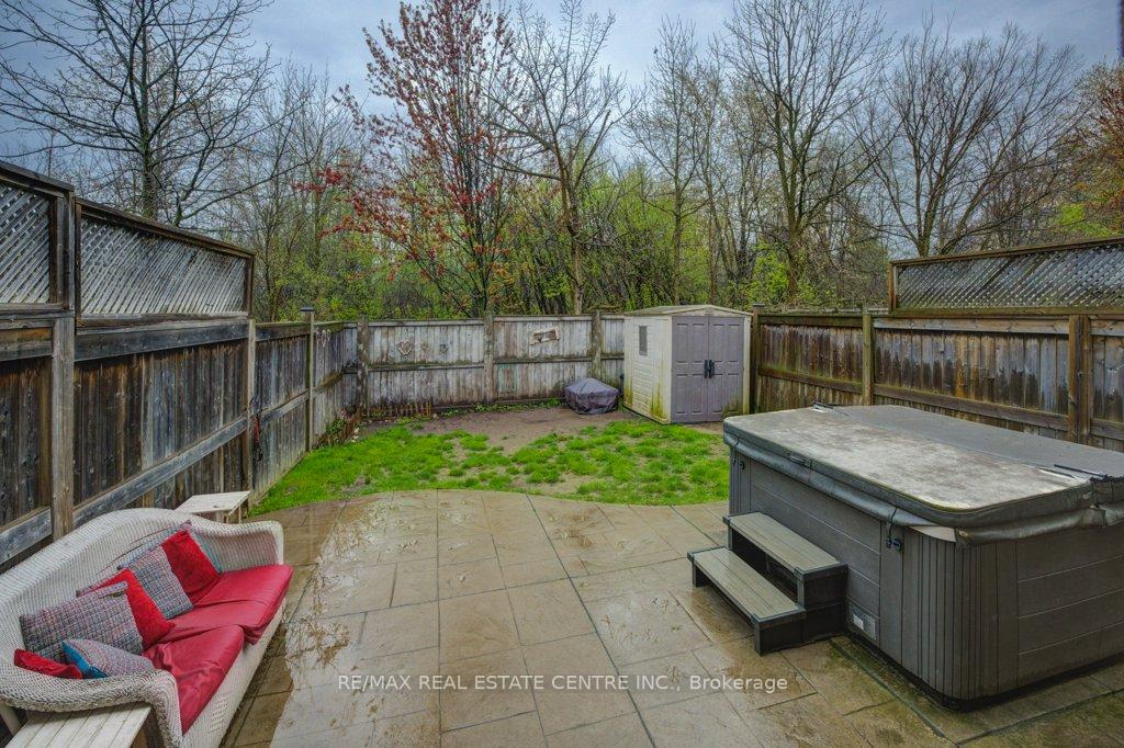 Photo 25 of 28 Glendarling Crescent, Hamilton, Winona Park — HOMEH
