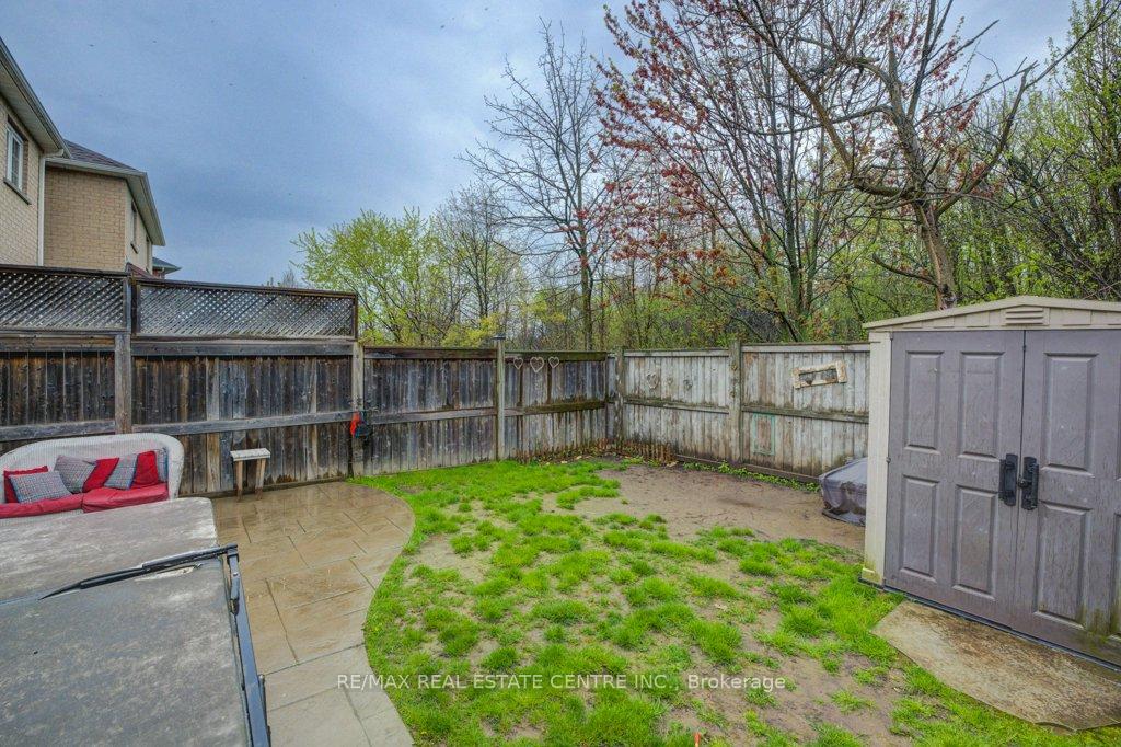 Photo 27 of 28 Glendarling Crescent, Hamilton, Winona Park — HOMEH