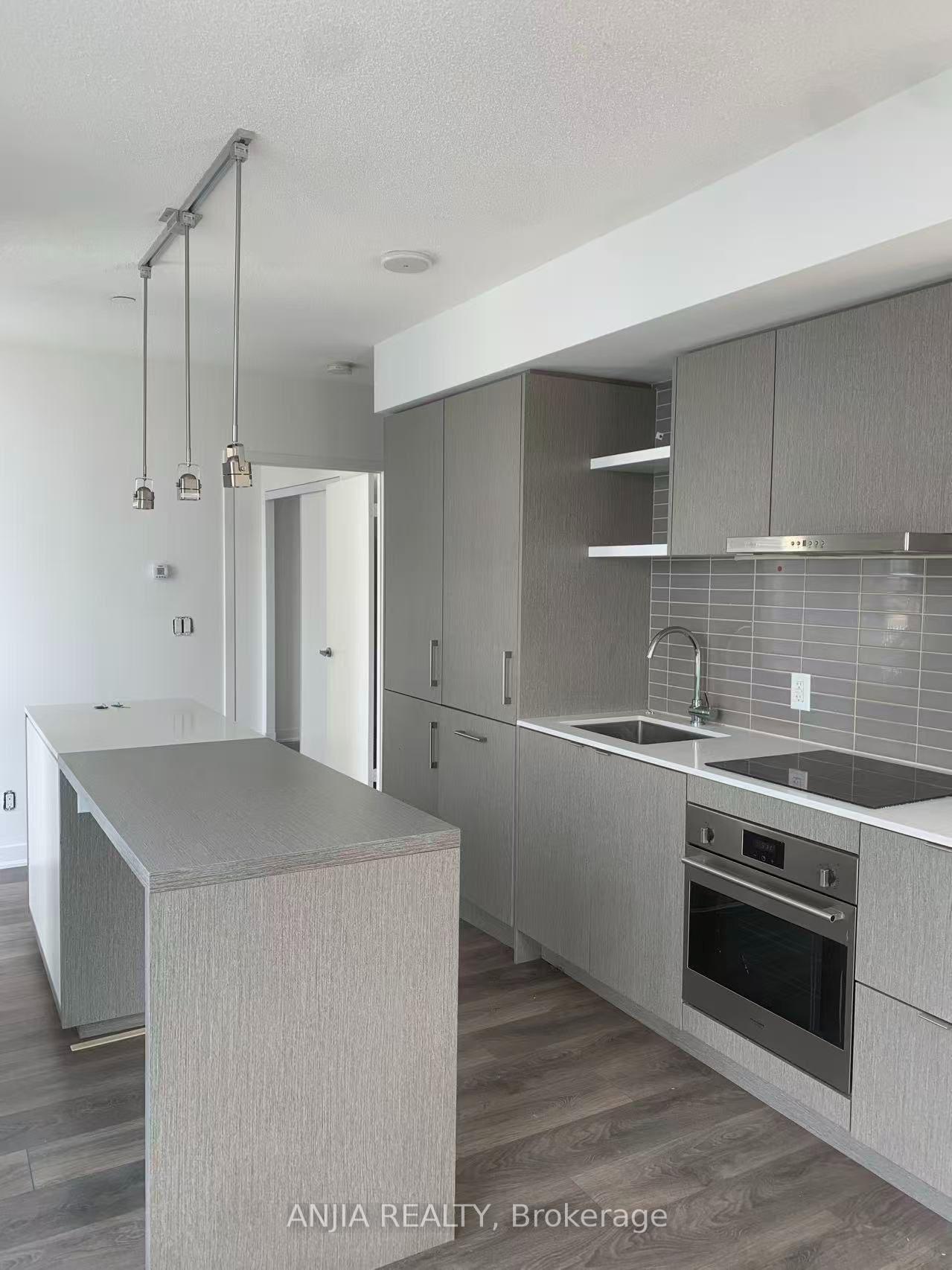 Photo 2 of Unit 4701, 100 Harbour Street E, Toronto, Waterfront Communities — HOMEH