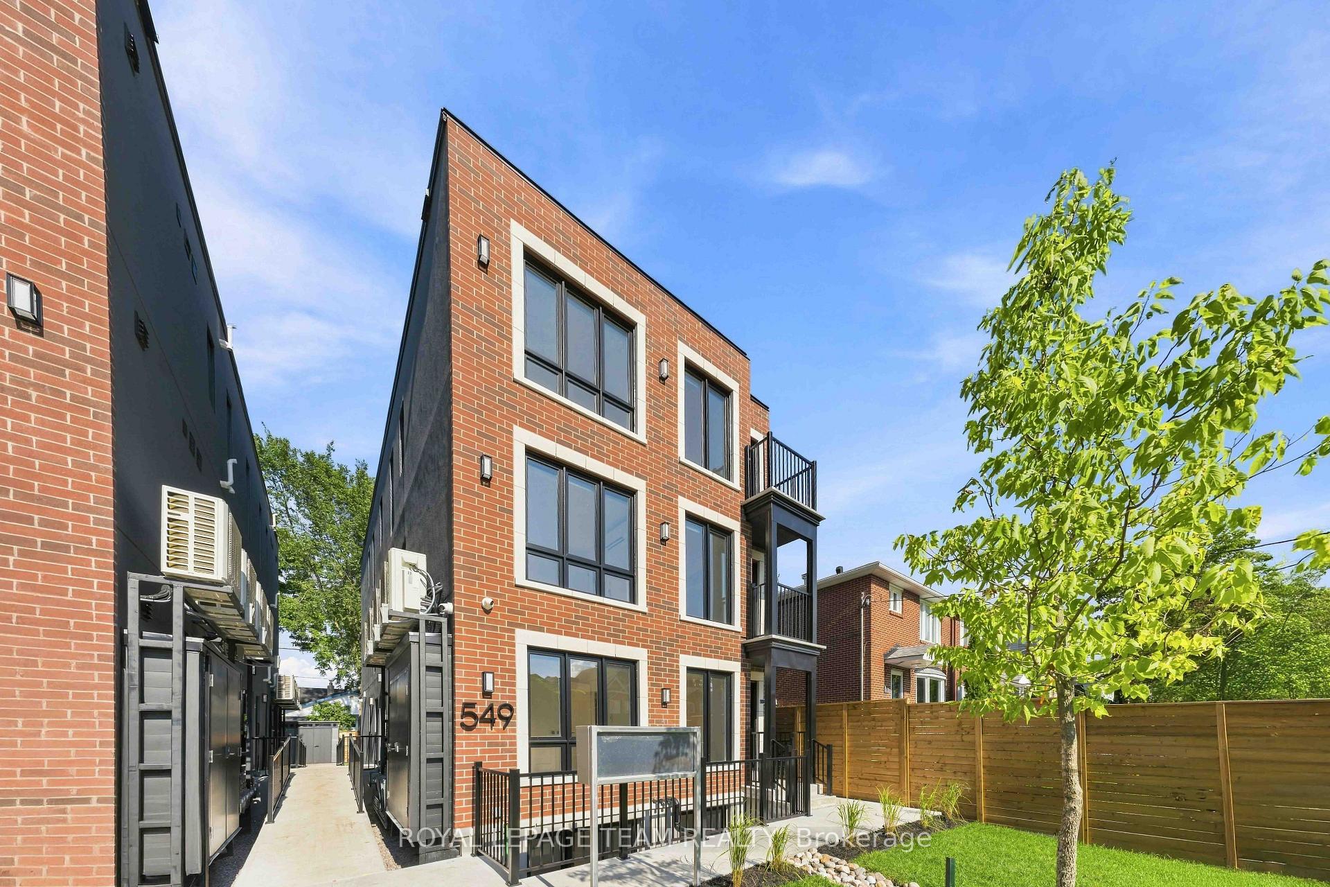 Photo 2 of Unit 4, 549 Melbourne Avenue, Ottawa, McKellar/Highland — HOMEH