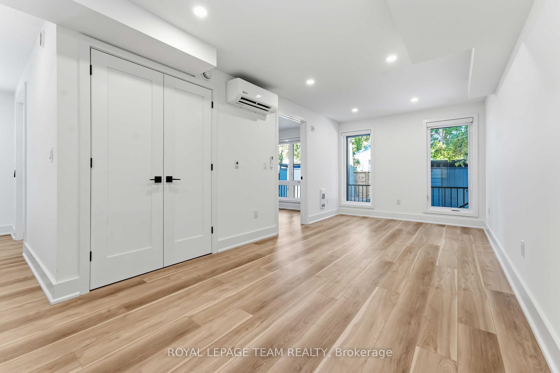 Photo 5 of Unit 4, 549 Melbourne Avenue, Ottawa, McKellar/Highland — HOMEH
