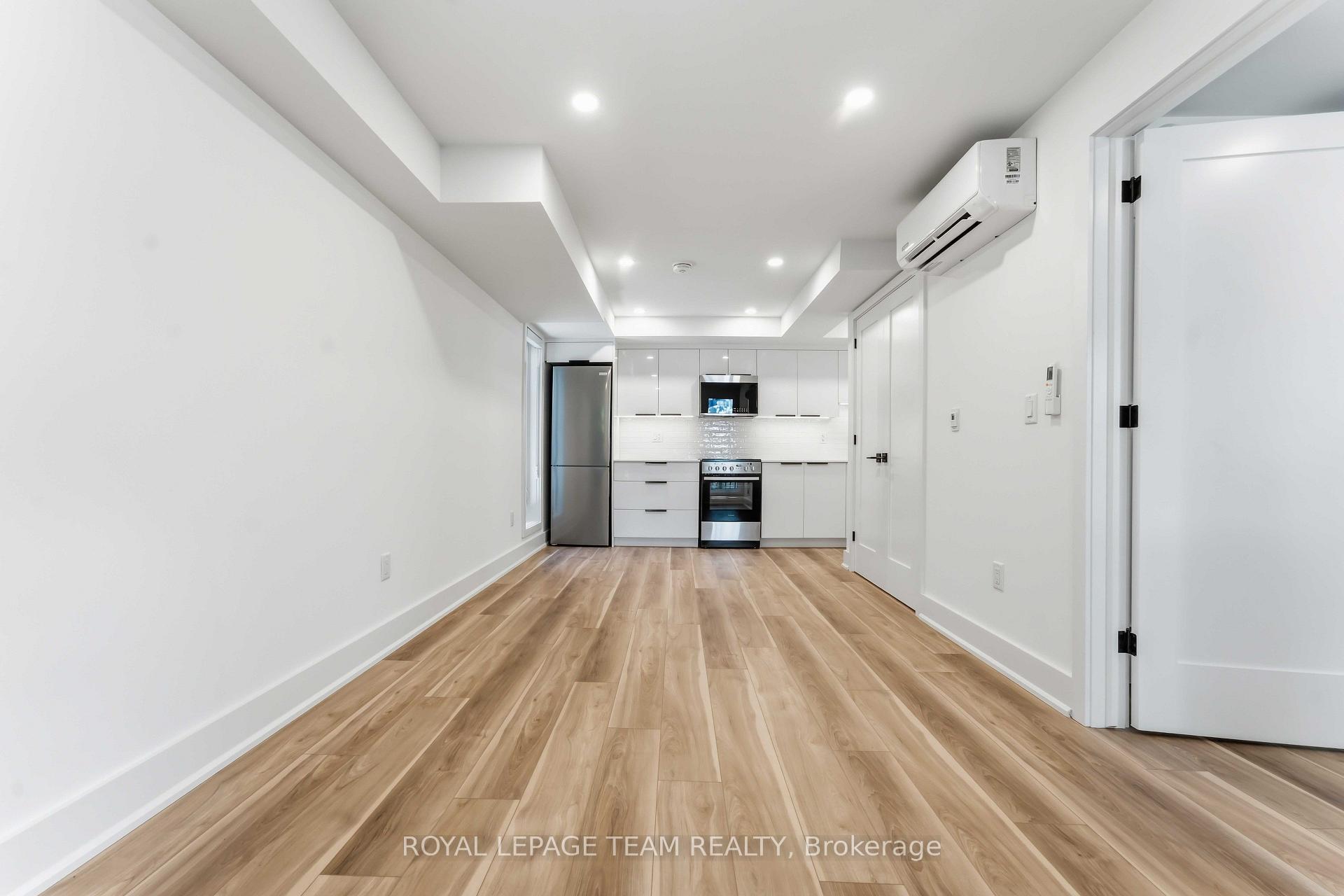 Photo 6 of Unit 4, 549 Melbourne Avenue, Ottawa, McKellar/Highland — HOMEH