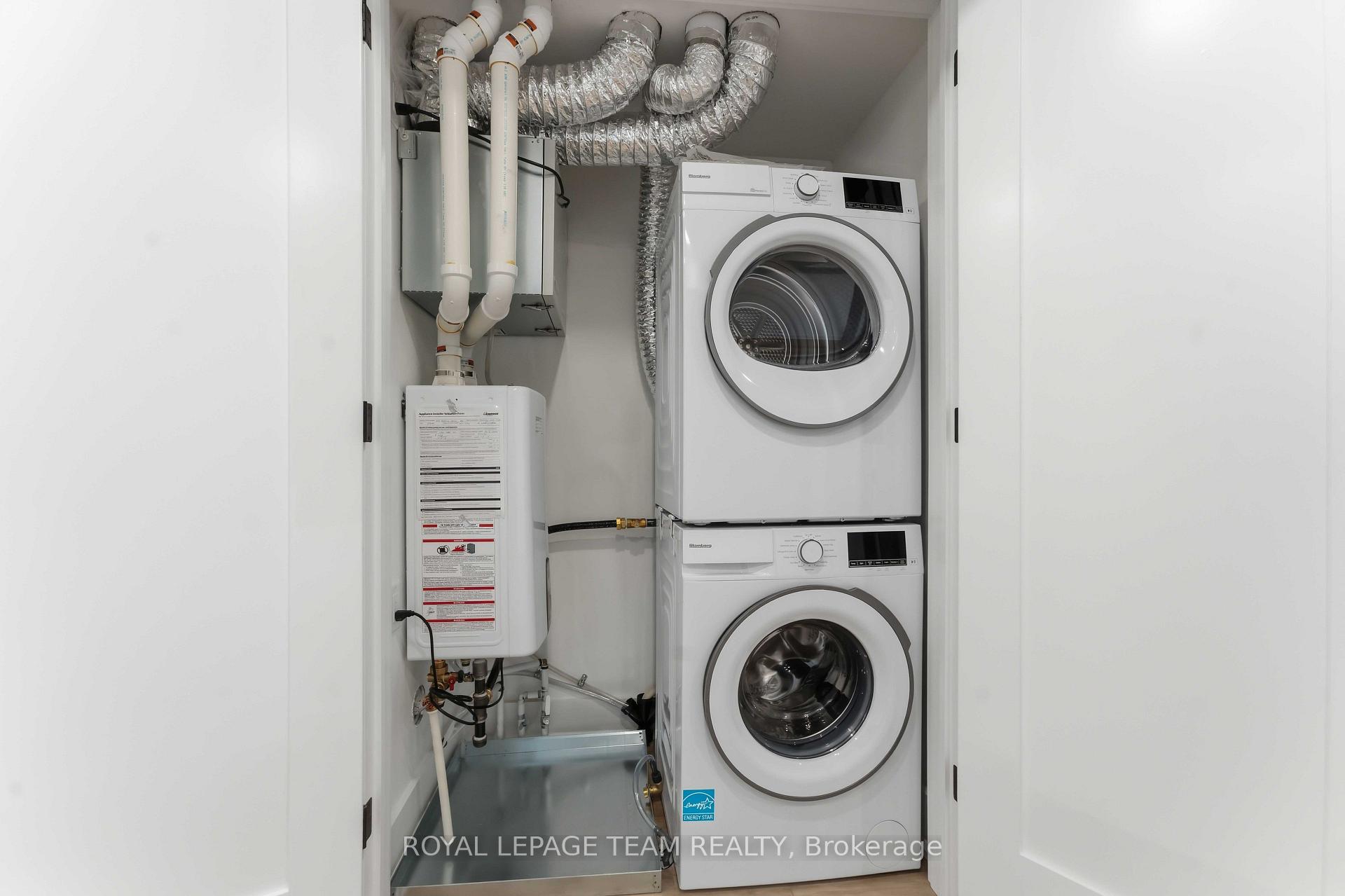 Photo 16 of Unit 4, 549 Melbourne Avenue, Ottawa, McKellar/Highland — HOMEH