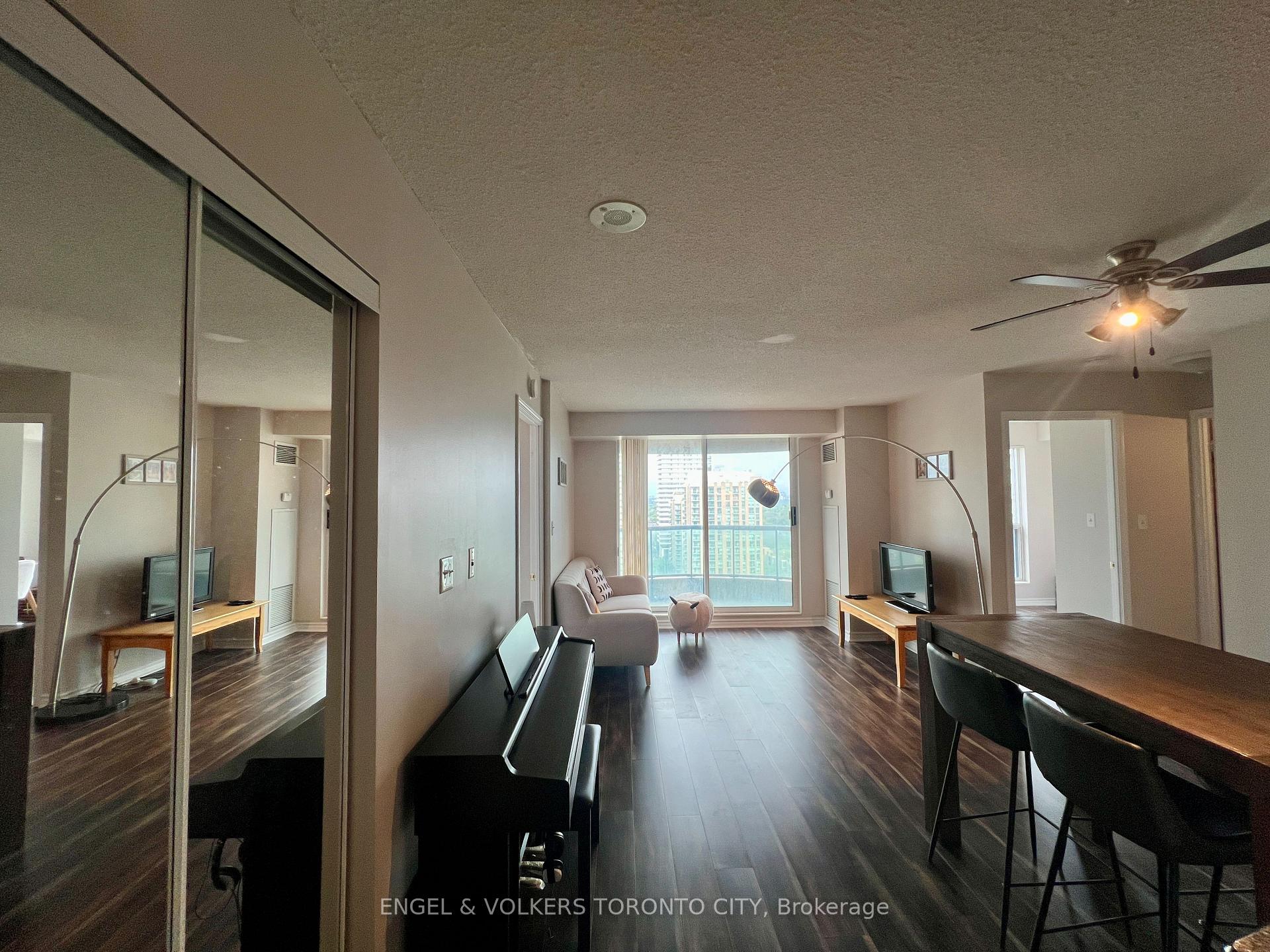 Photo 7 of Unit 2215, 7 Lorraine Drive, North York, Willowdale West — HOMEH