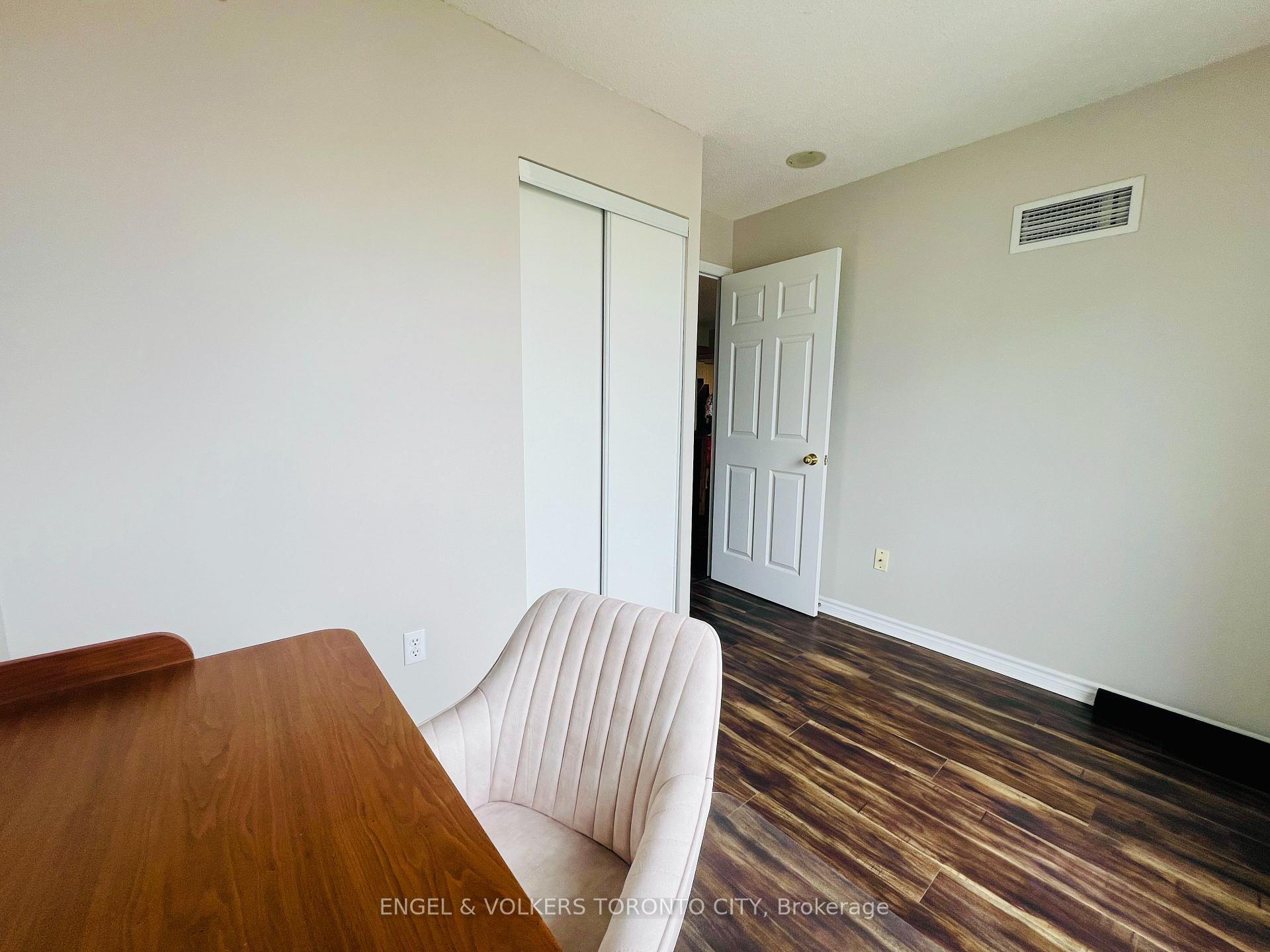 Photo 27 of Unit 2215, 7 Lorraine Drive, North York, Willowdale West — HOMEH