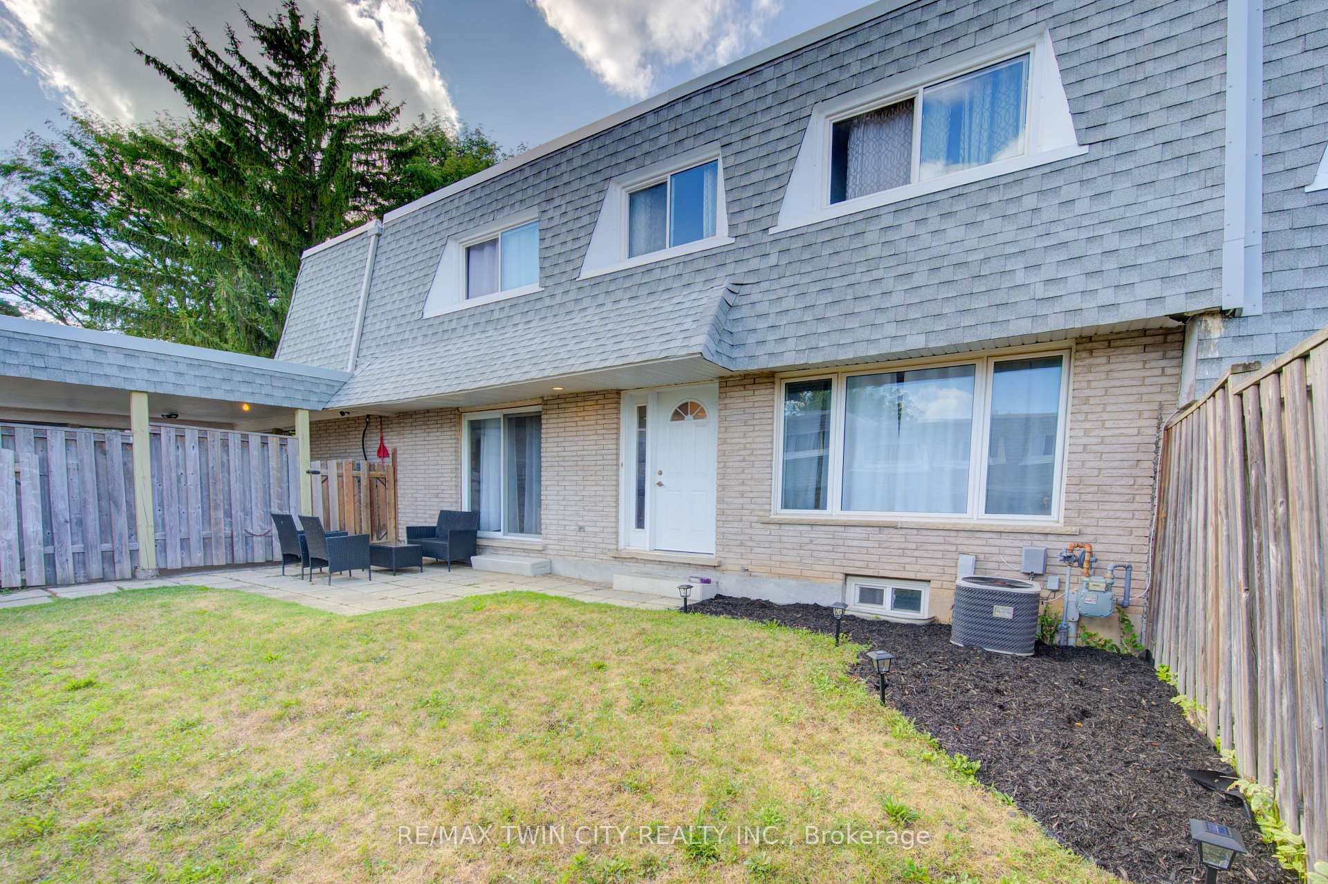 Photo 26 of Unit 47, 14 Williamsburg Road, Kitchener, Laurentian Hills — HOMEH
