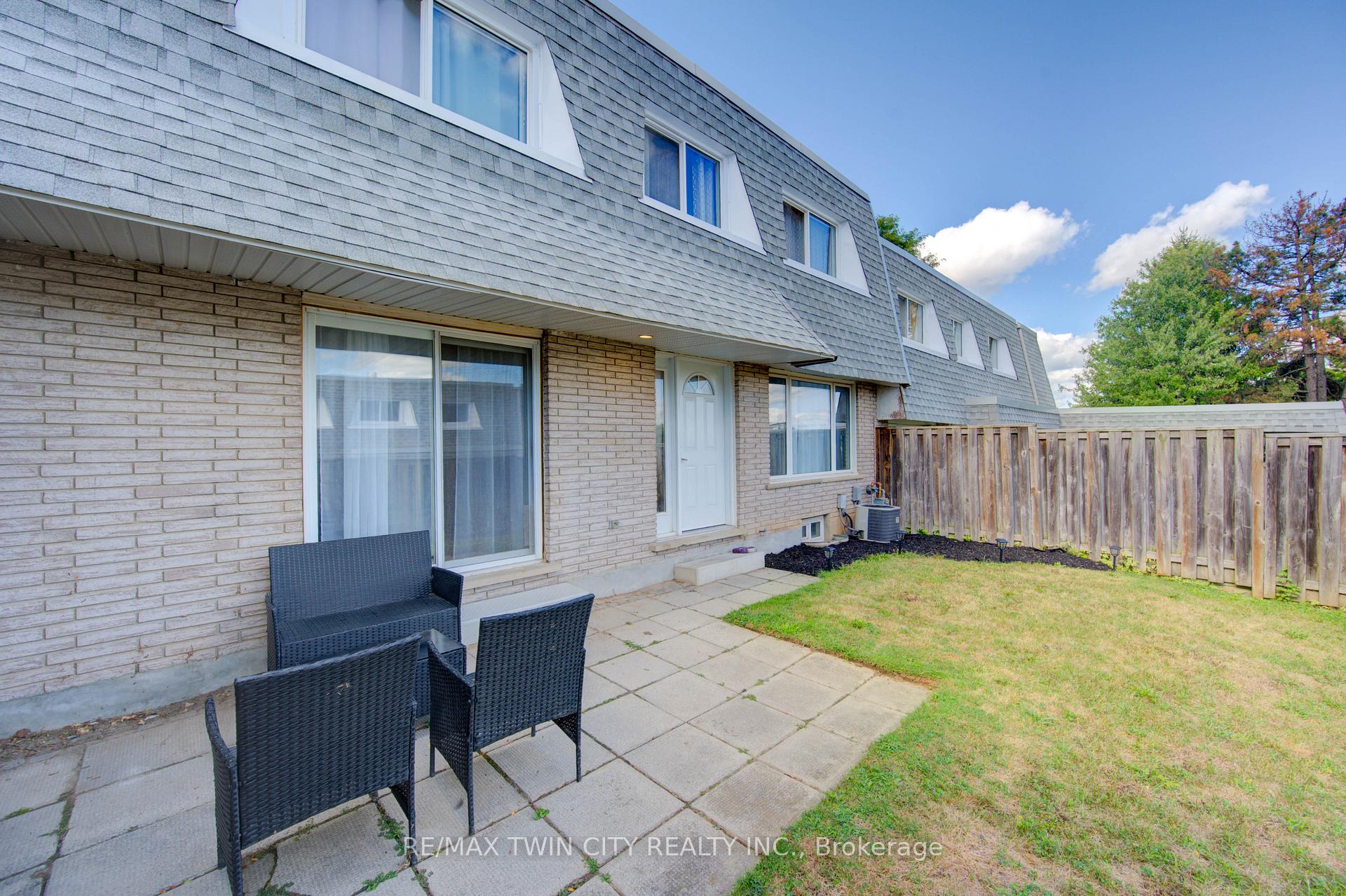 Photo 27 of Unit 47, 14 Williamsburg Road, Kitchener, Laurentian Hills — HOMEH