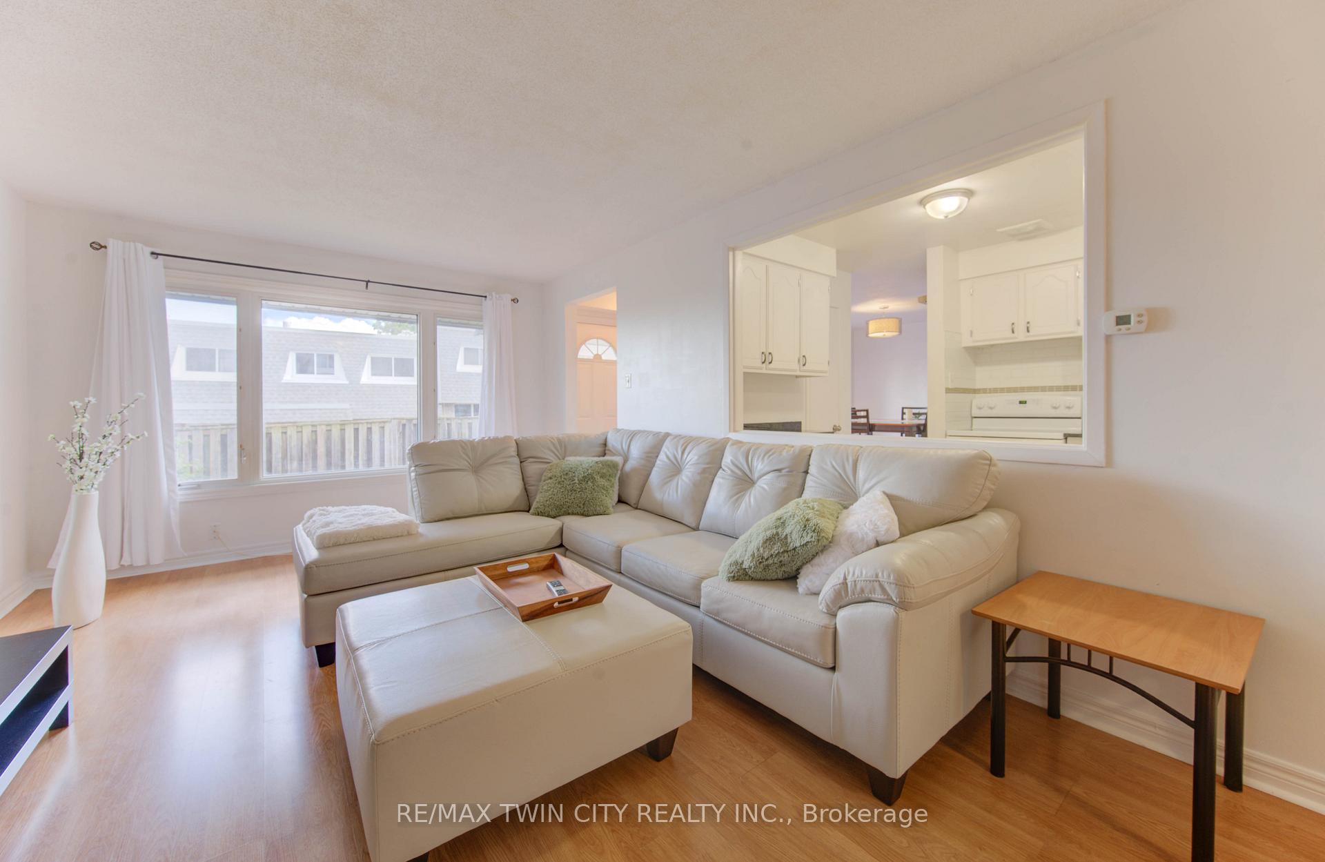 Photo 1 of Unit 47, 14 Williamsburg Road, Kitchener, Laurentian Hills — HOMEH