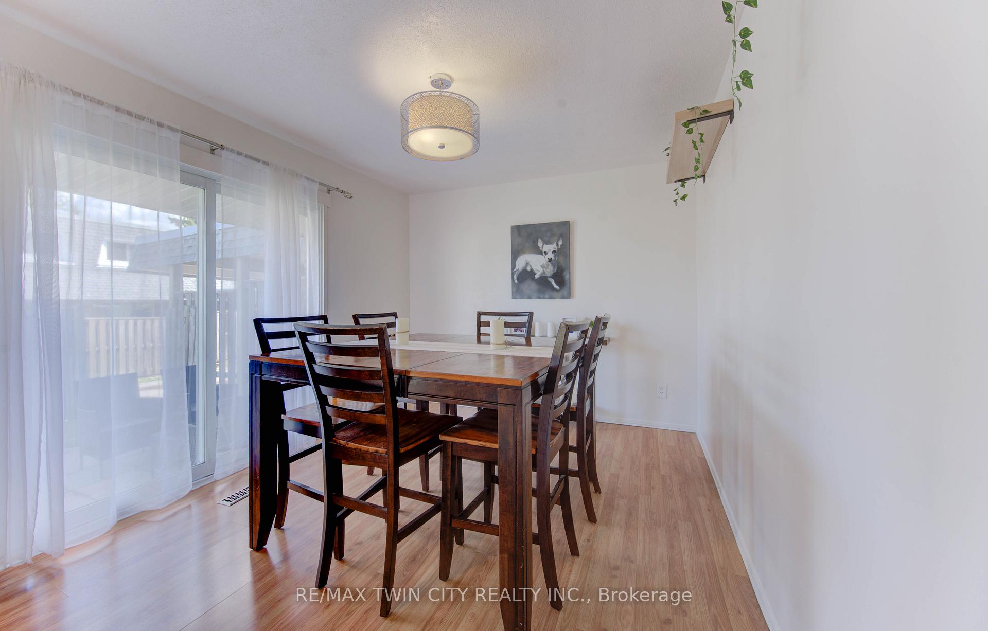 Photo 10 of Unit 47, 14 Williamsburg Road, Kitchener, Laurentian Hills — HOMEH